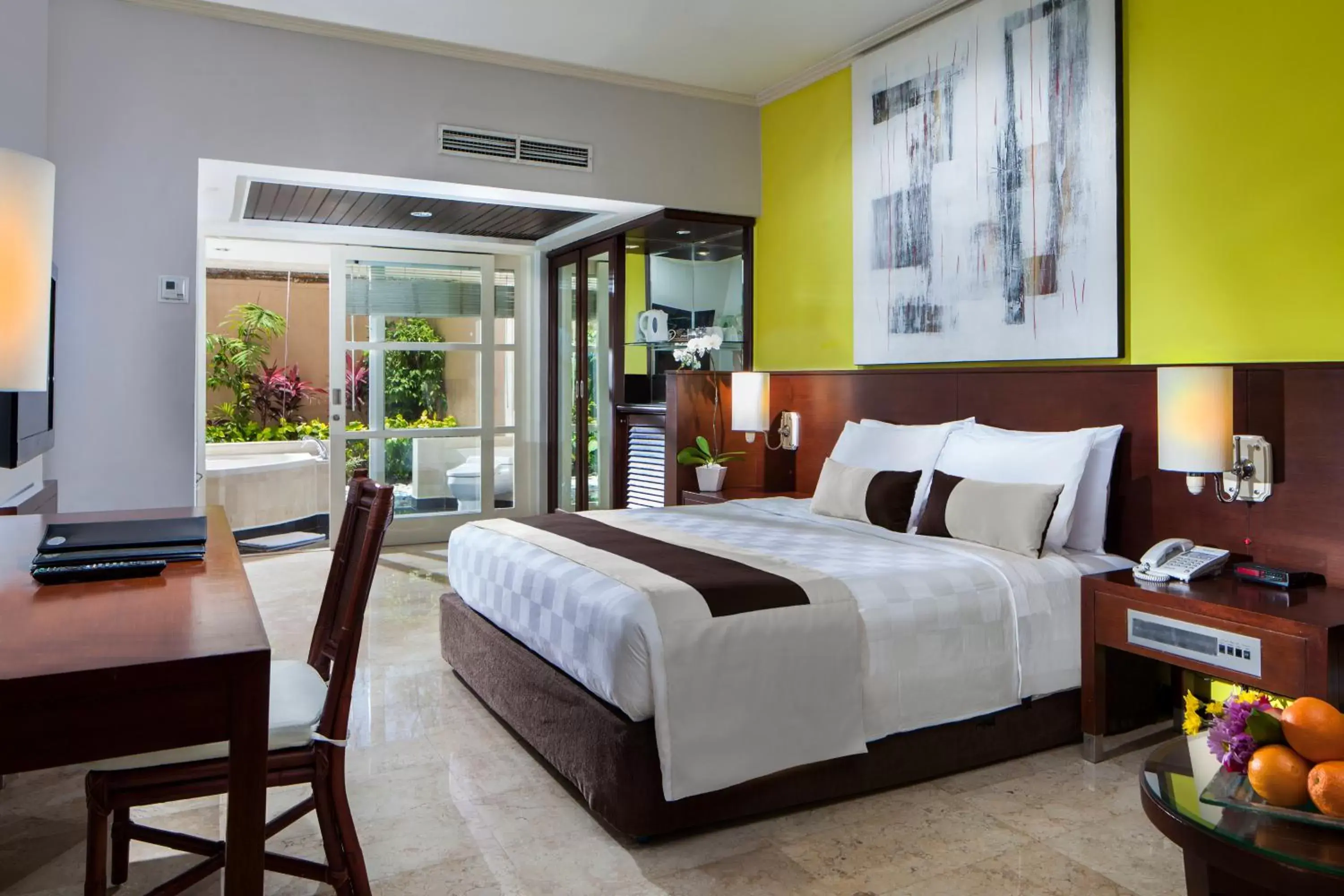 Photo of the whole room in Prime Plaza Hotel Sanur – Bali