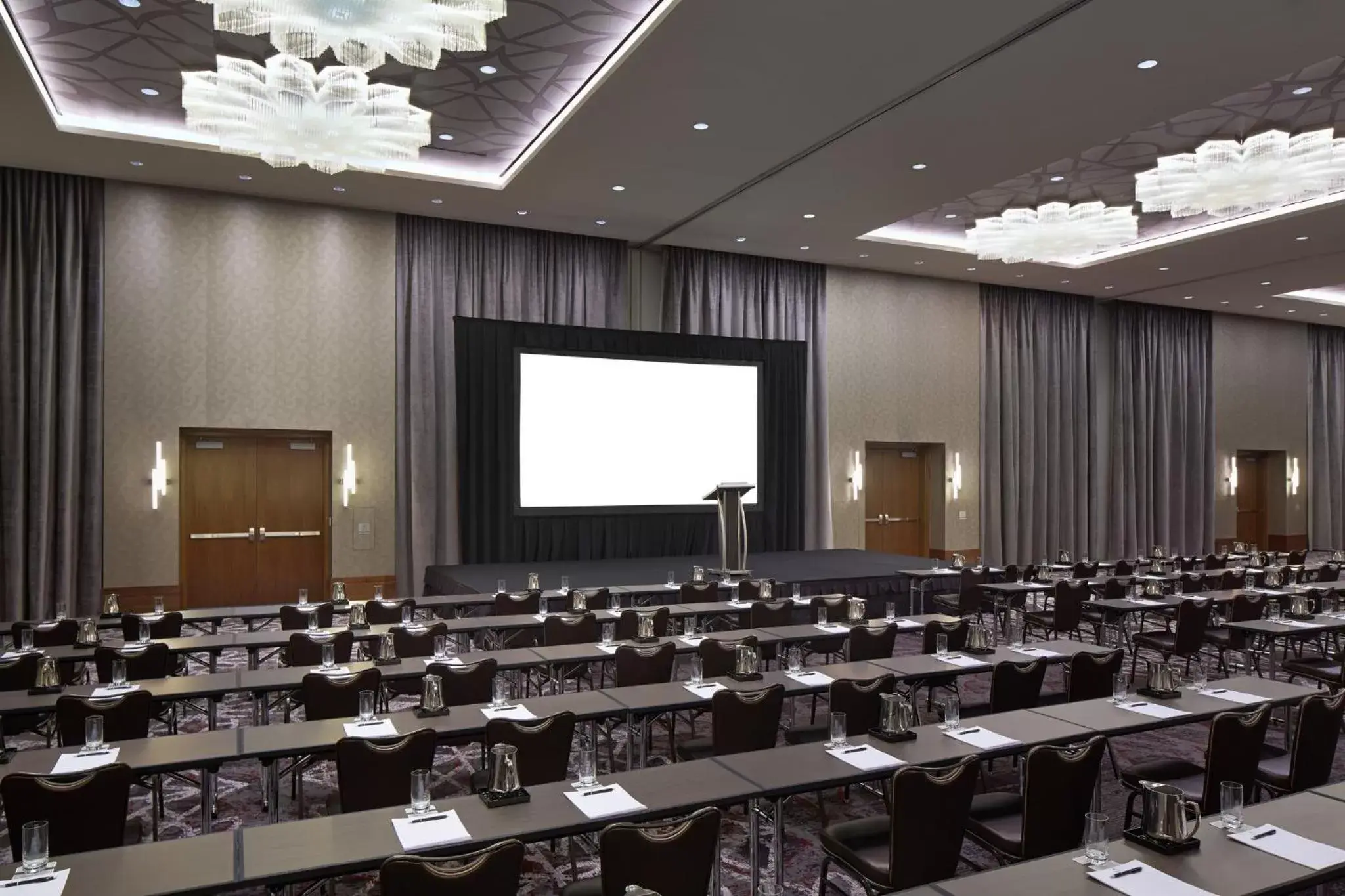 Banquet/Function facilities in Loews Chicago Hotel