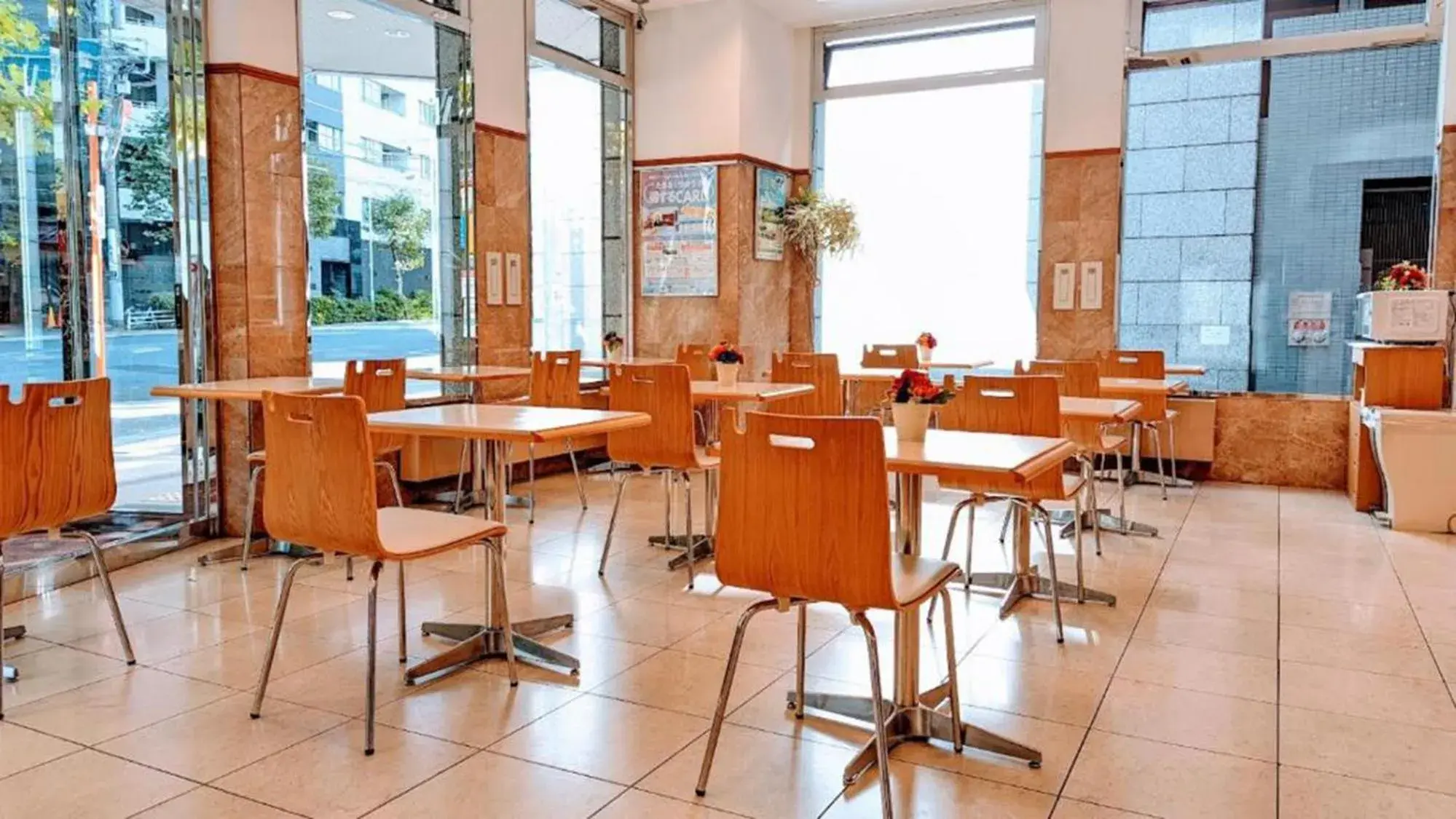 Lobby or reception, Restaurant/Places to Eat in Toyoko Inn Tokyo Nihombashi Ningyocho