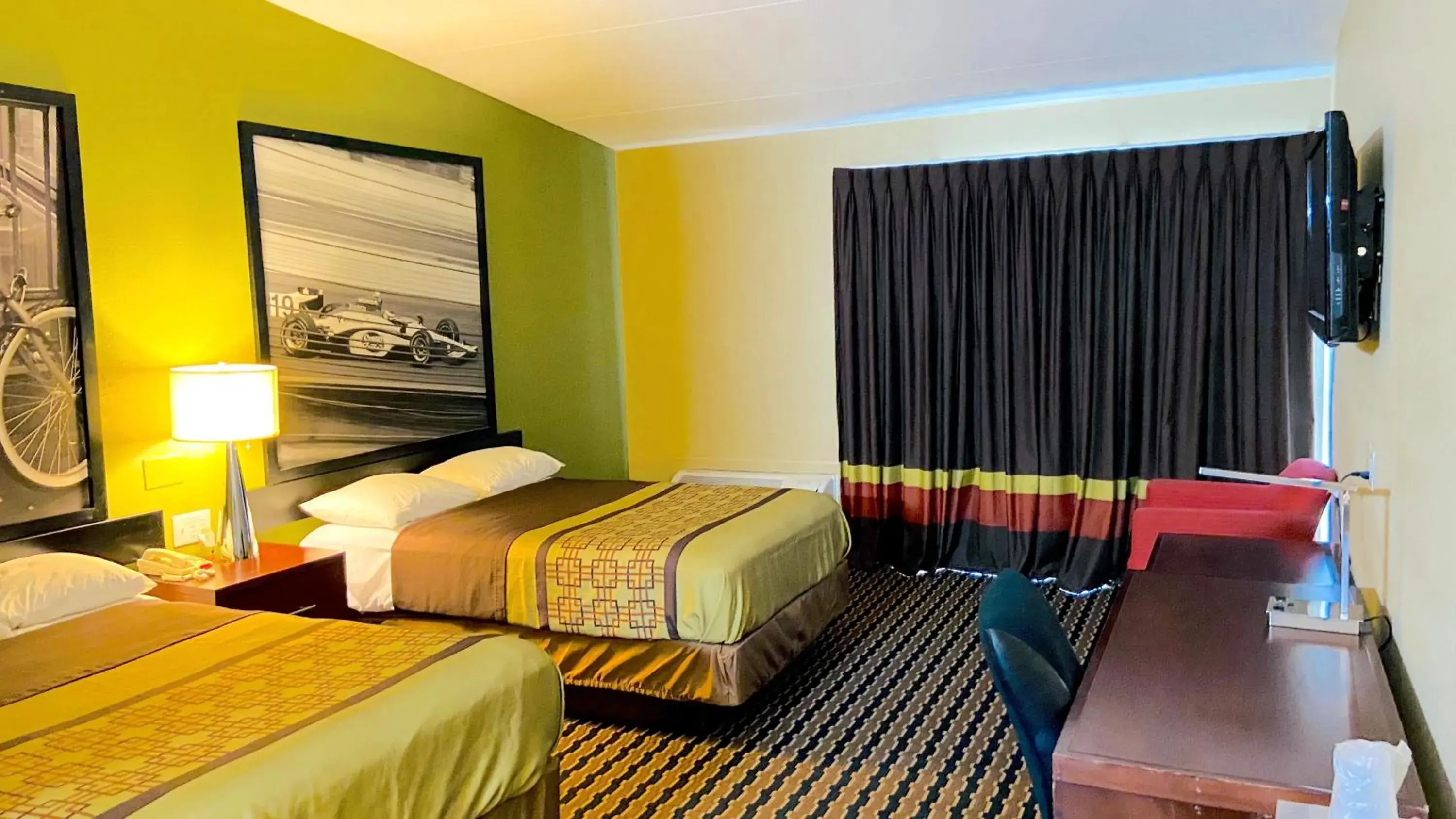 Photo of the whole room, Bed in Super 8 by Wyndham Rocky Mount I-95 EXIT 145