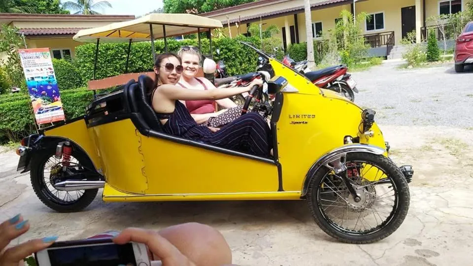 People in SER-EN-DIP-I-TY - SHA Extra Plus