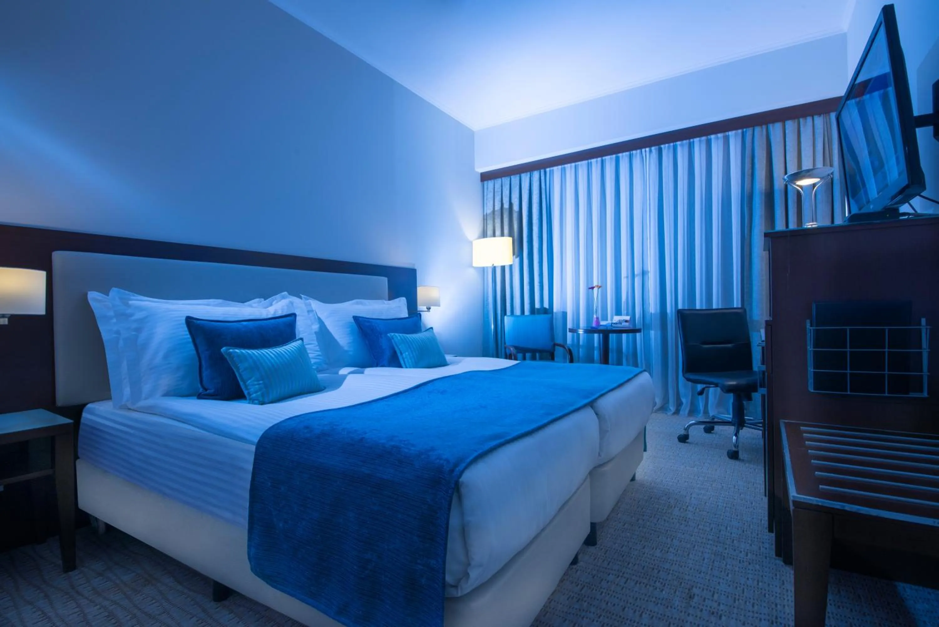 Photo of the whole room, Bed in Radisson Blu Ankara