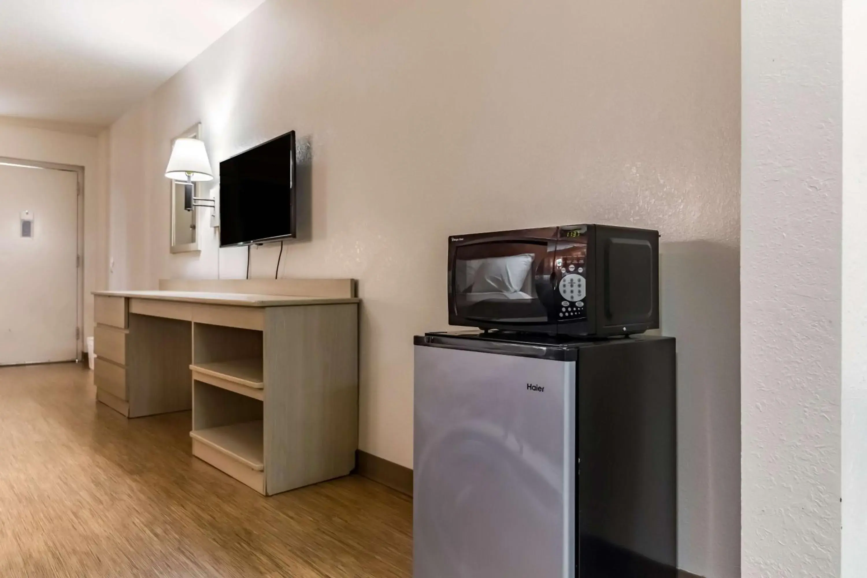 TV and multimedia, TV/Entertainment Center in Motel 6-Raleigh, NC - Cary