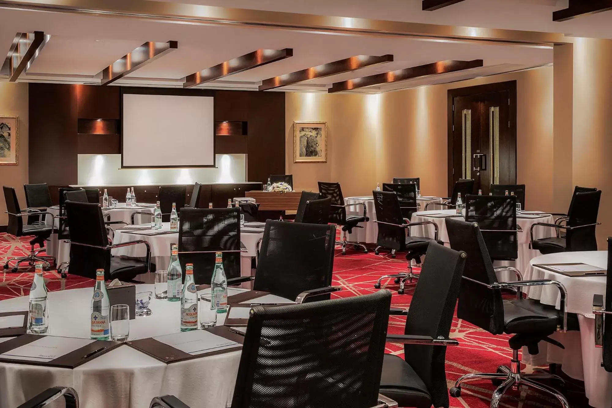 Banquet/Function facilities, Restaurant/Places to Eat in Media Rotana Dubai