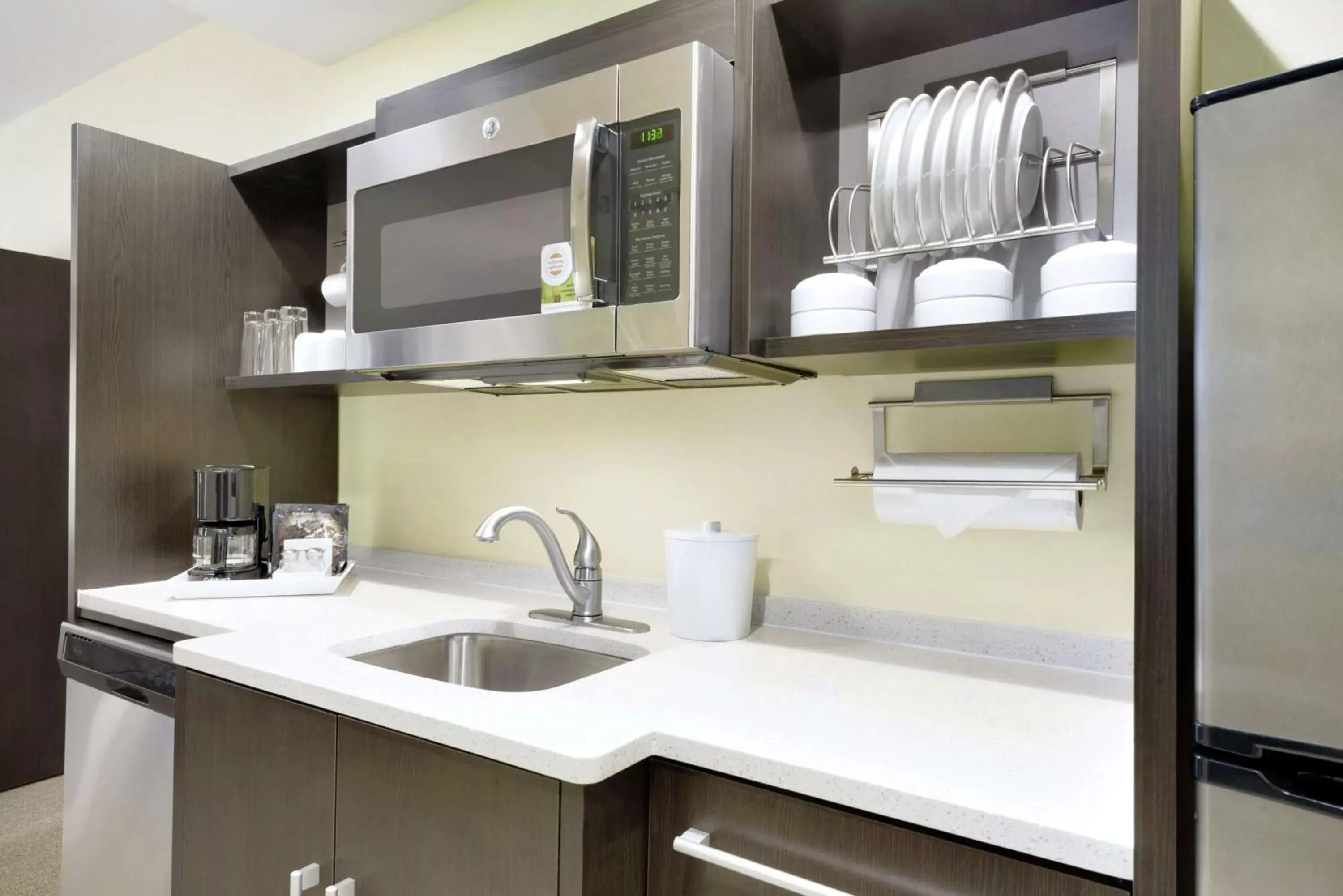 Kitchen or kitchenette, Kitchen/Kitchenette in Home2 Suites By Hilton Prattville