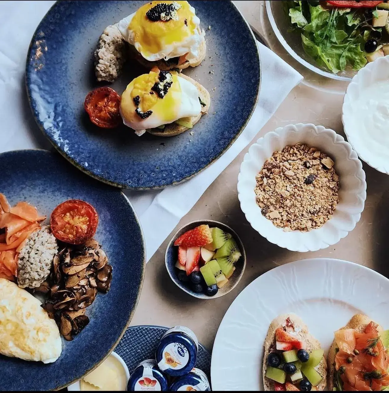 Breakfast in Villa Deva Resort & Hotel Bangkok Breakfast in Villa Deva Resort & Hotel Bangkok