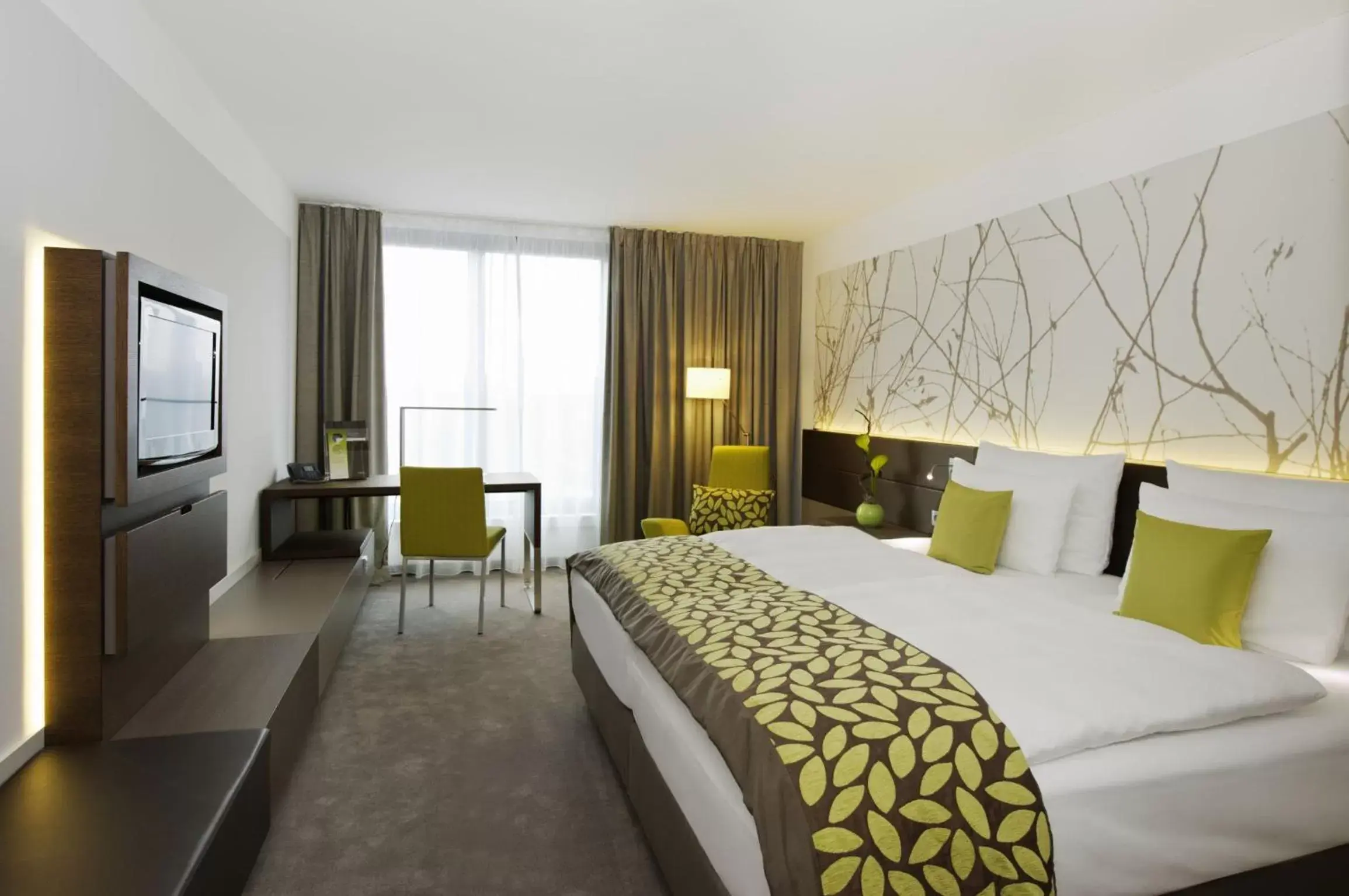 Photo of the whole room, Bed in Atlantic Congress Hotel Essen Photo of the whole room, Bed in Atlantic Congress Hotel Essen