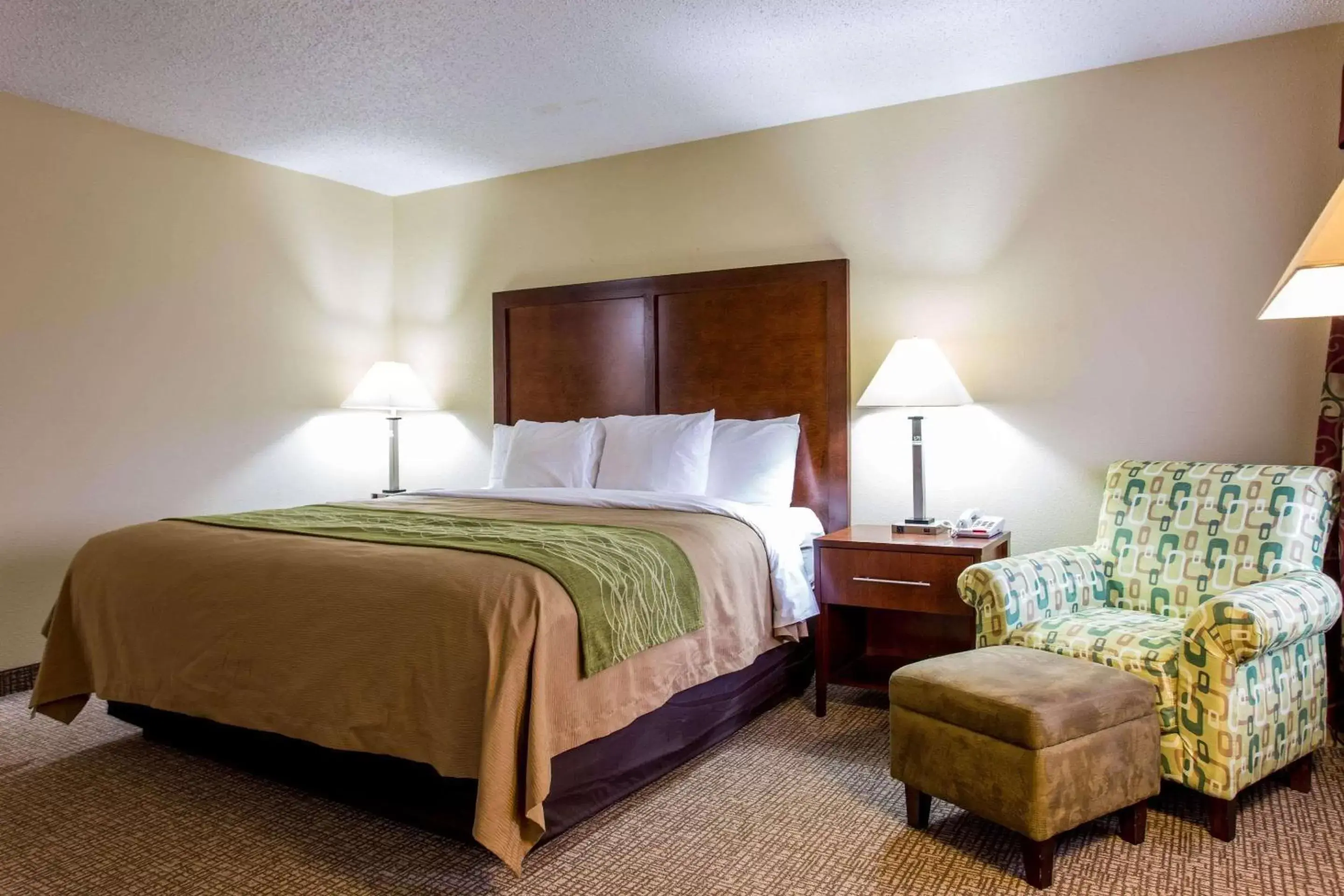 Photo of the whole room, Bed in Comfort Inn Columbia -Bush River