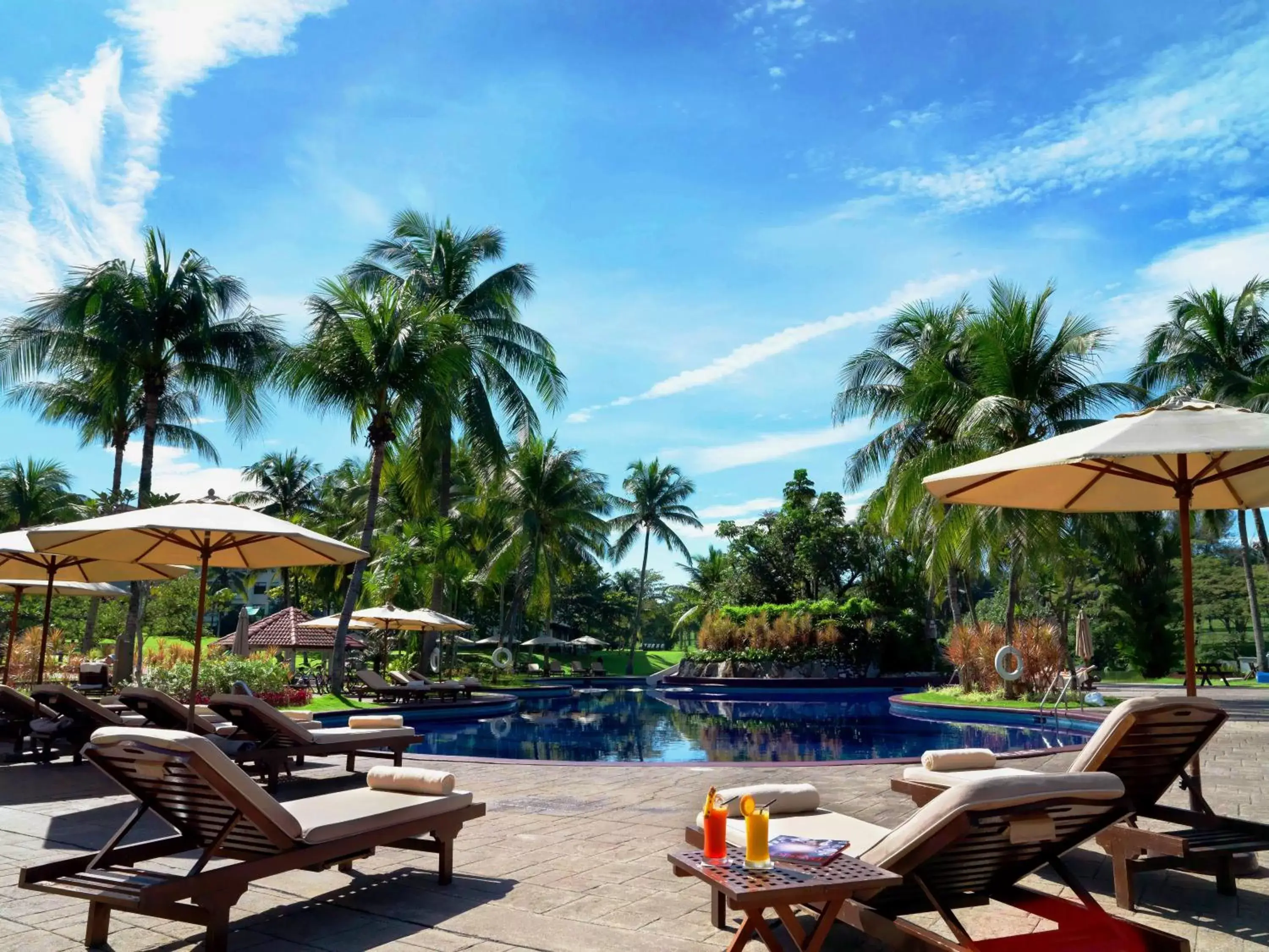 Swimming Pool in The Saujana Kuala Lumpur