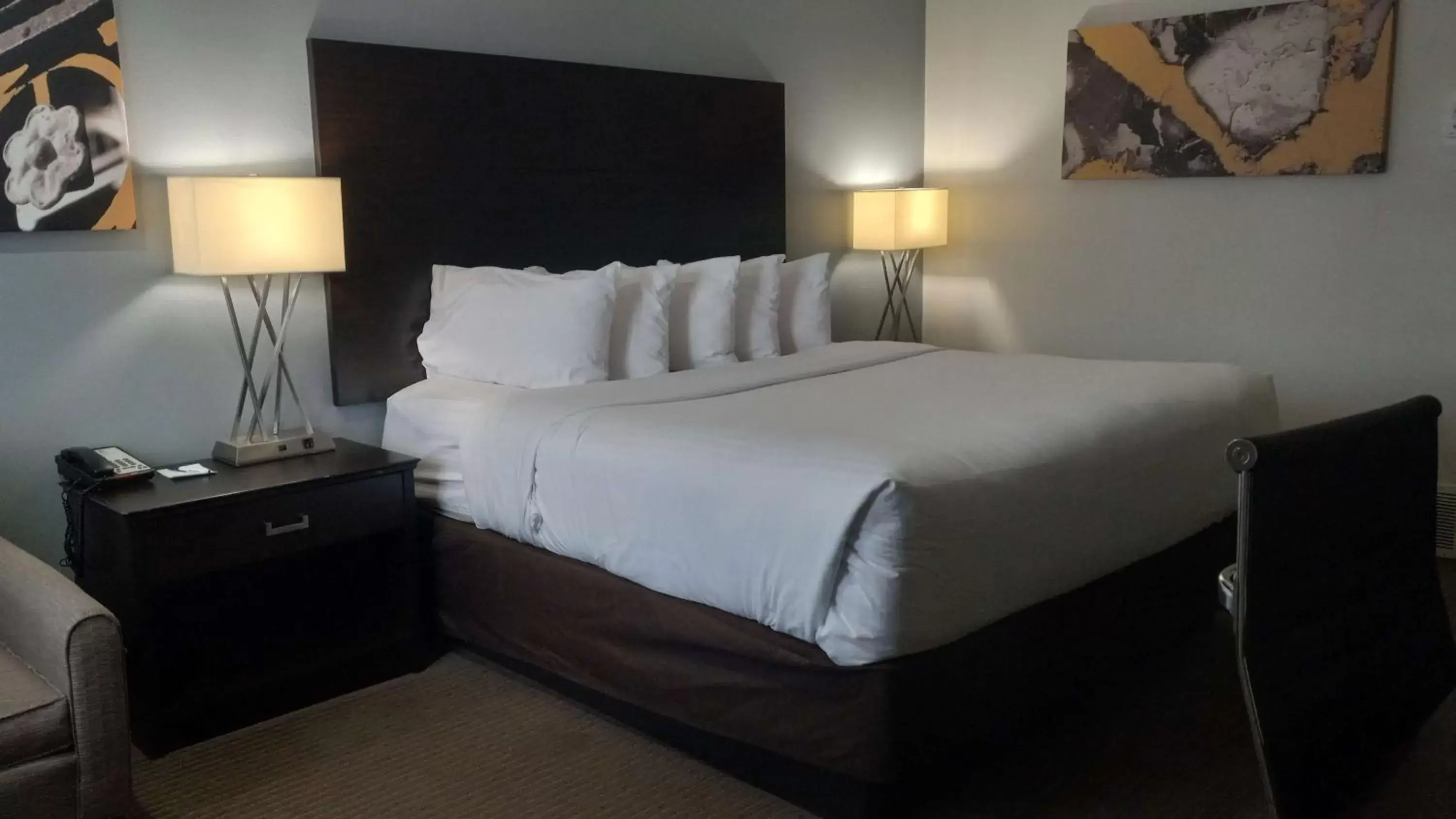 Bedroom, Bed in Best Western Downtown Casper Hotel
