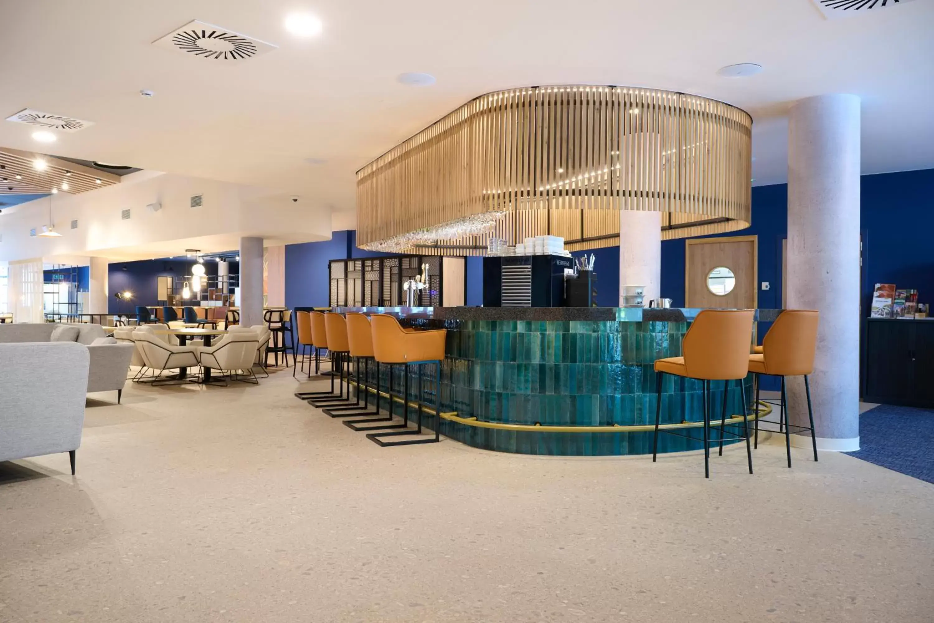 Restaurant/Places to Eat in Novotel Ieper Centrum