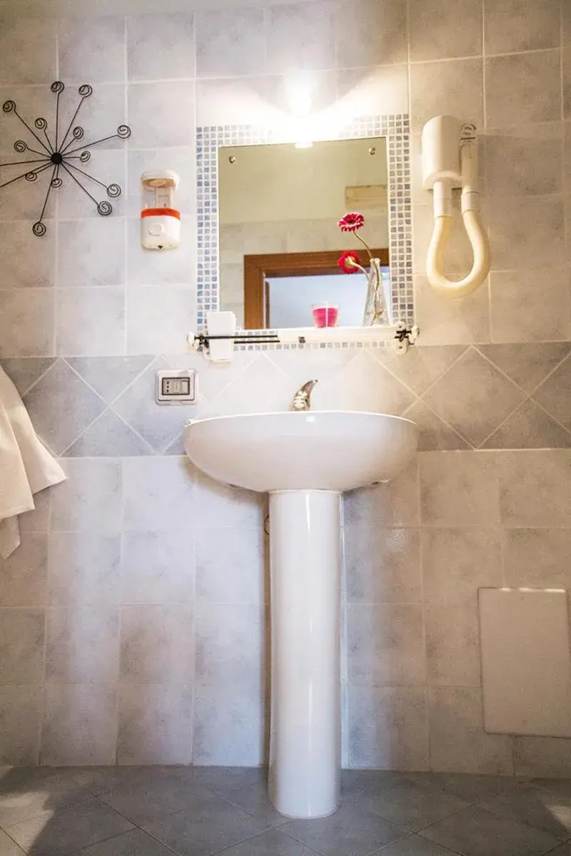 Bathroom in Hotel Piccolo Sogno