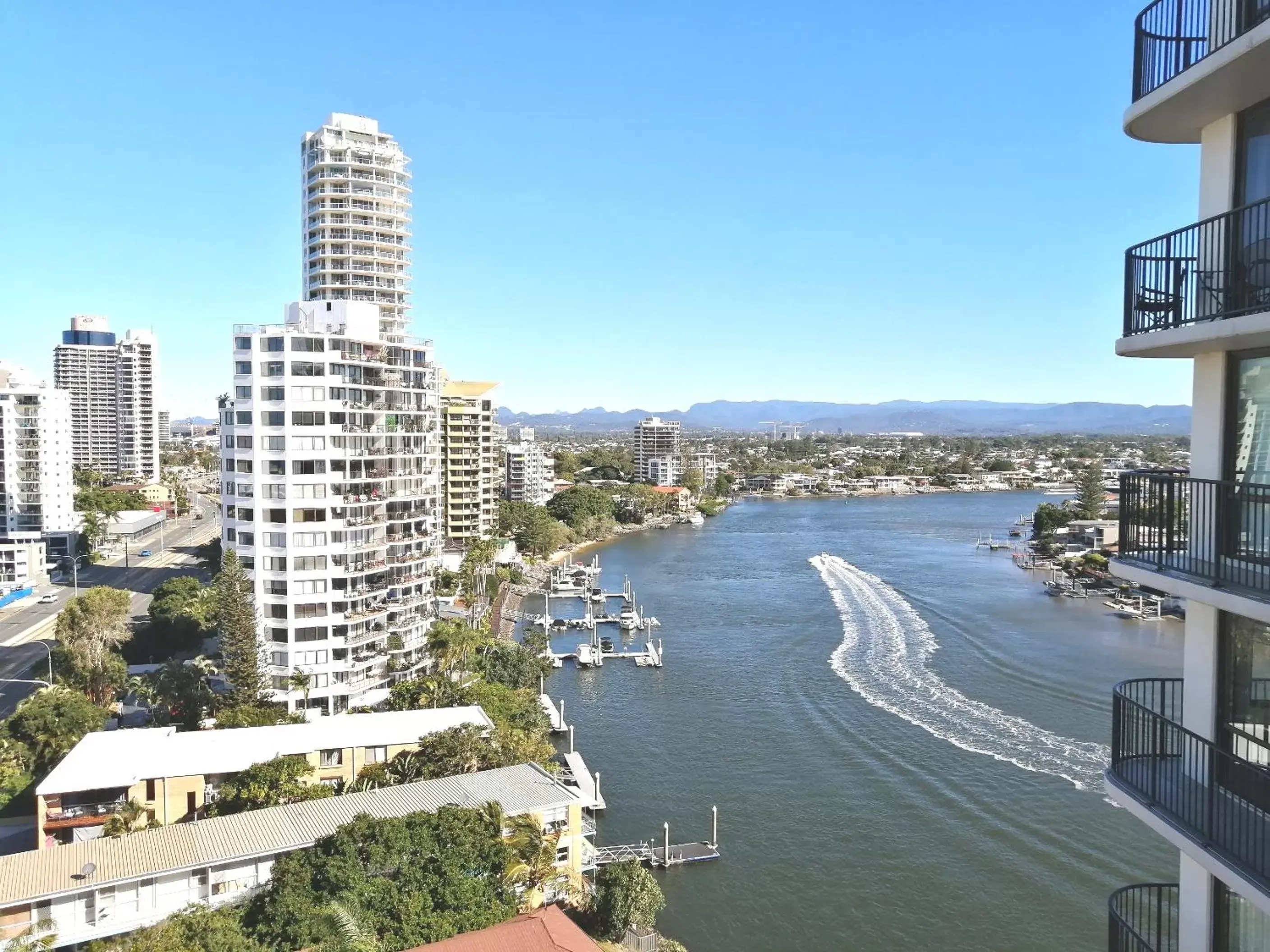 Silverton Apartment Resort Surfers Paradise