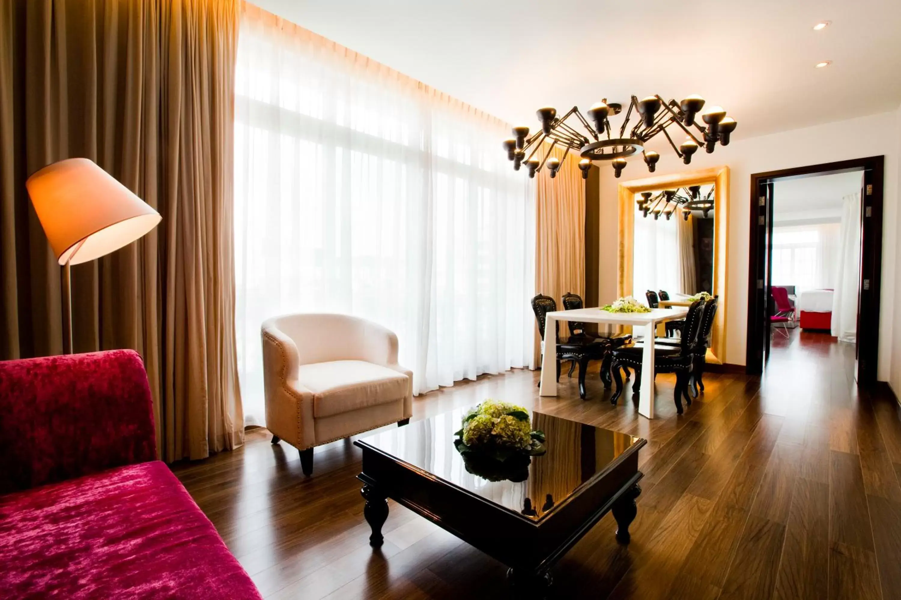 Living room, Seating Area in Hotel de l'Opera Hanoi - MGallery