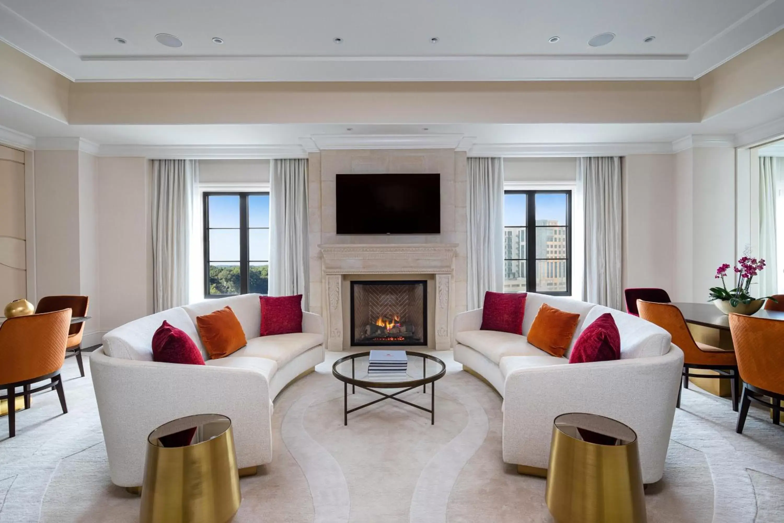 Living room, Seating Area in The St. Regis Atlanta