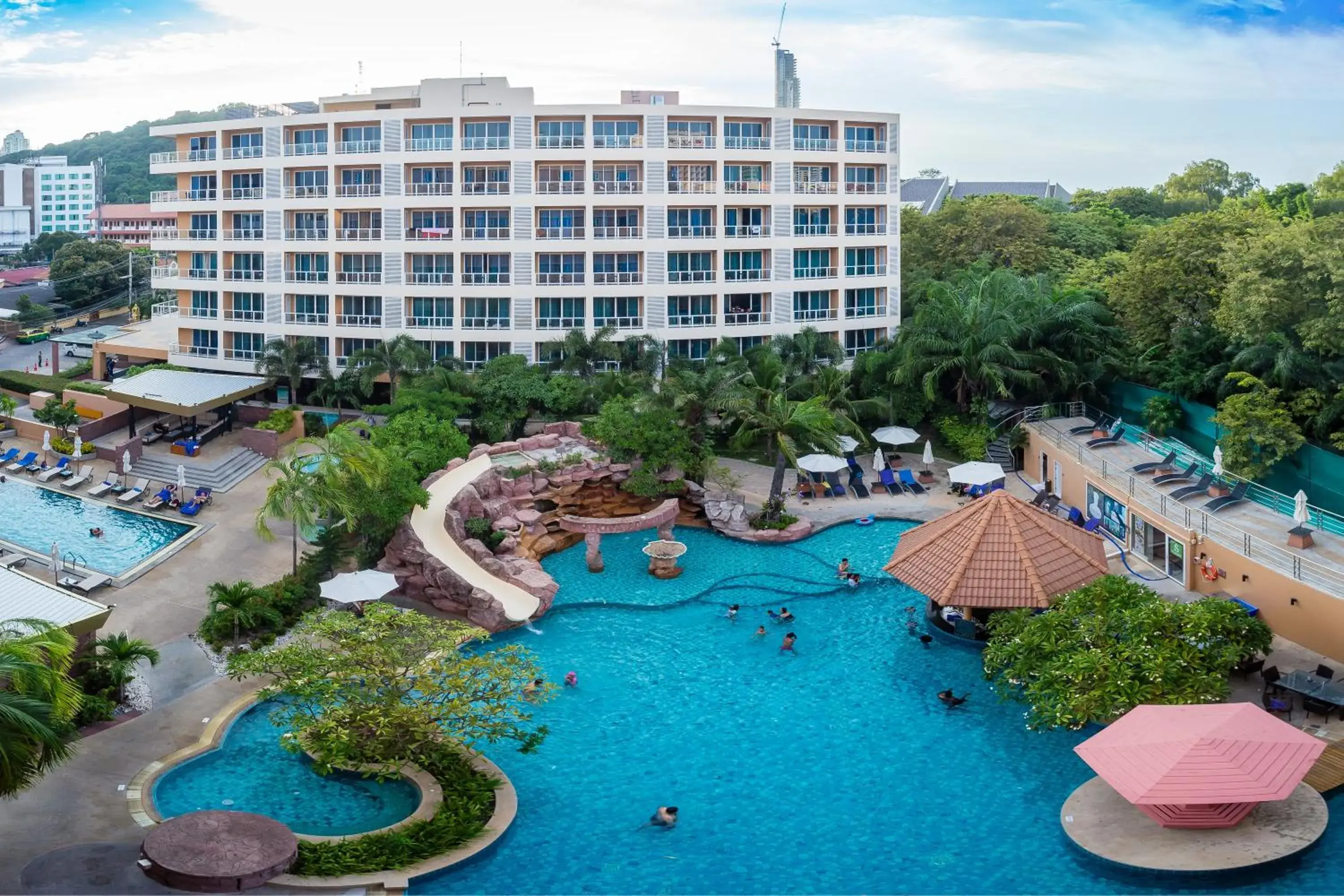 Pool view, Swimming Pool in Nova Platinum Hotel