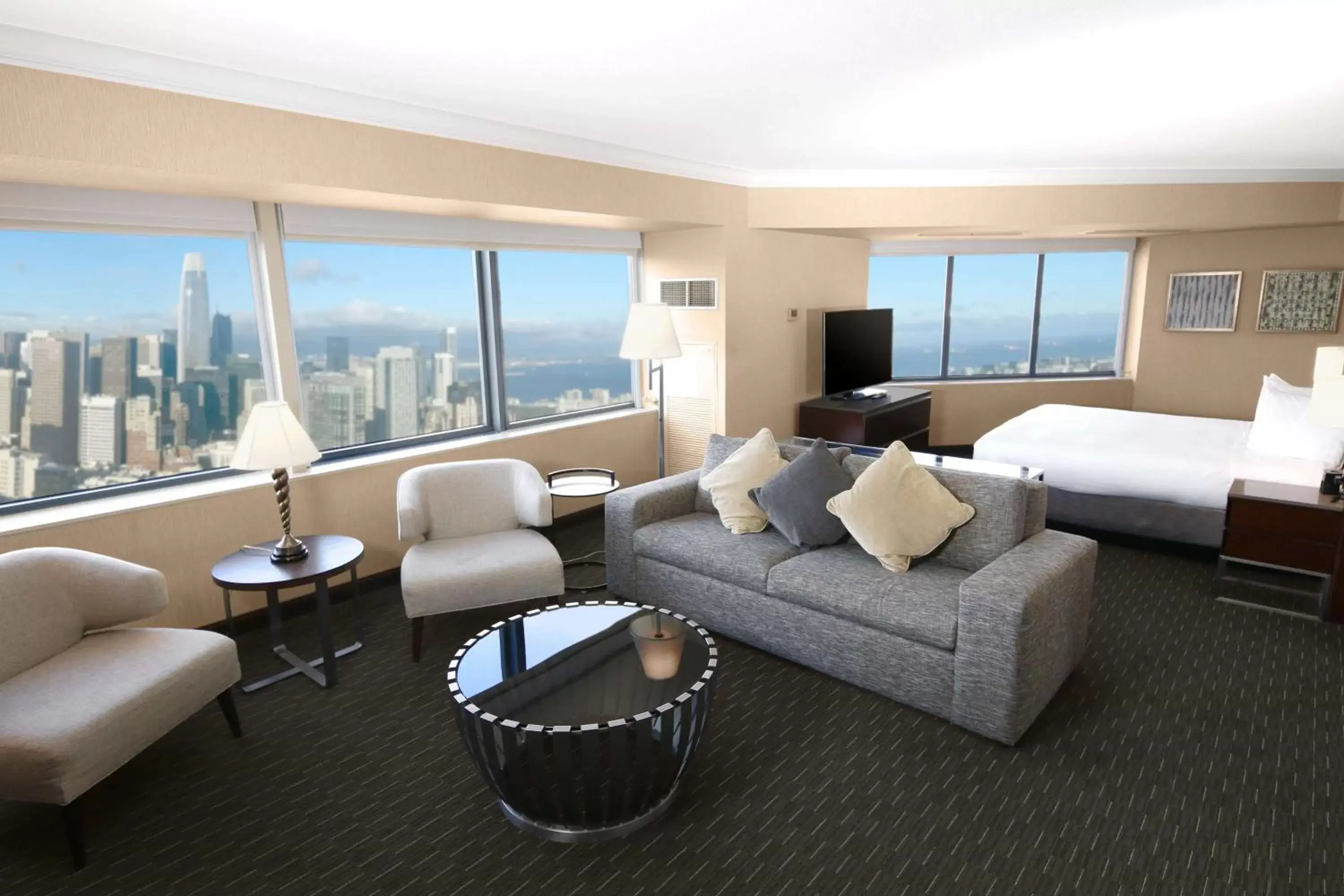 Living room in Hilton San Francisco Union Square