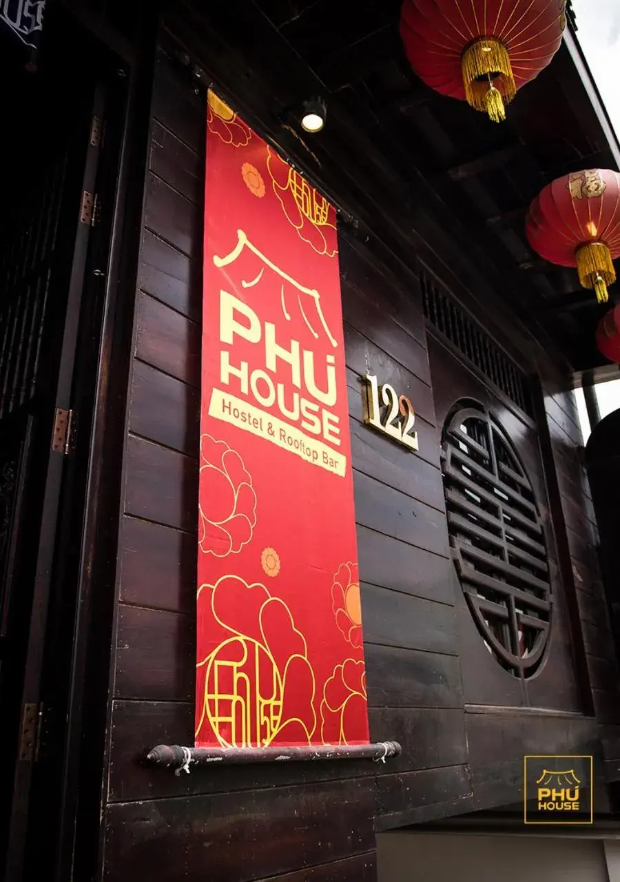 Phu House Hostel