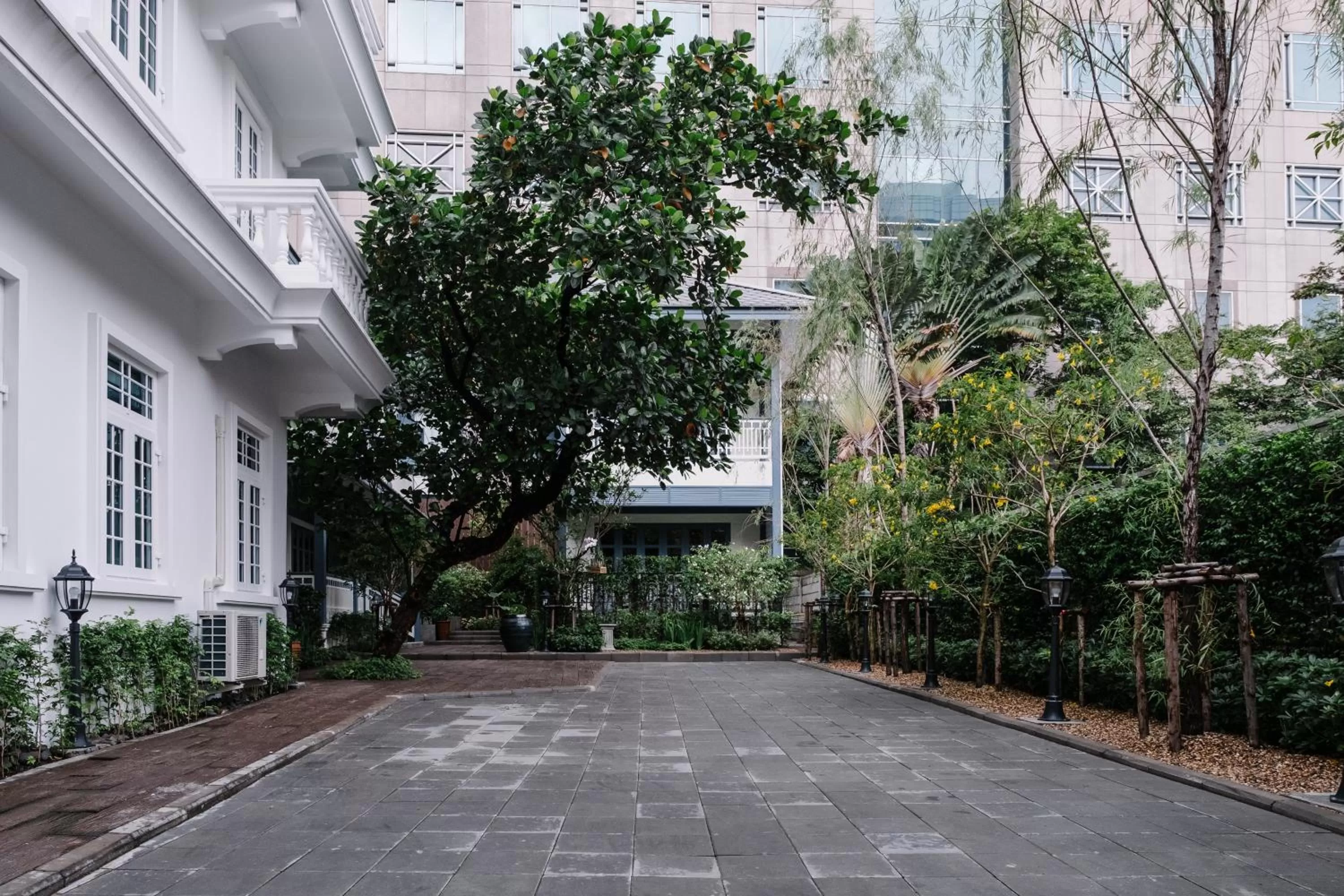 Property building in Baan Vajra