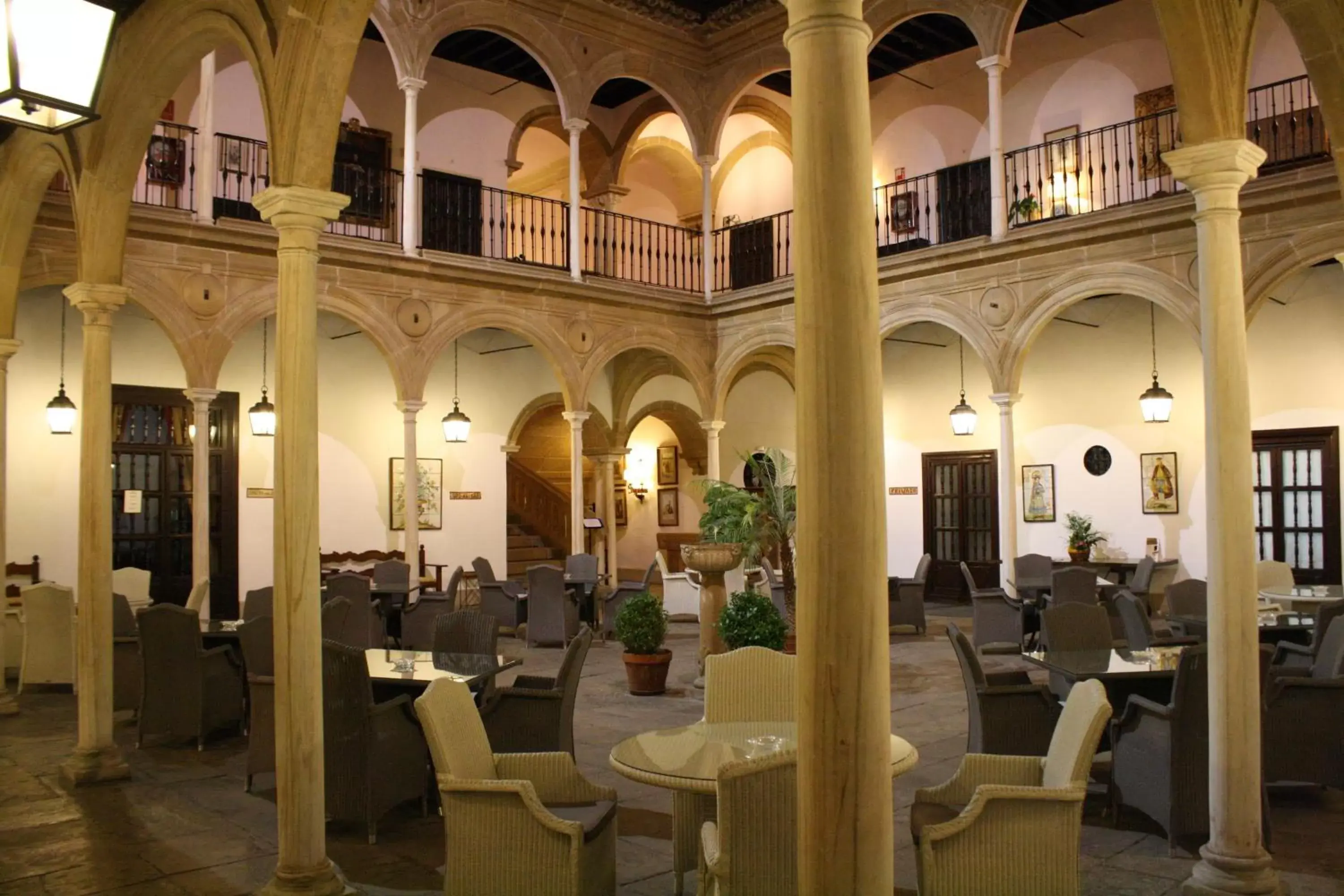 View (from property/room), Restaurant/Places to Eat in Parador de Ubeda