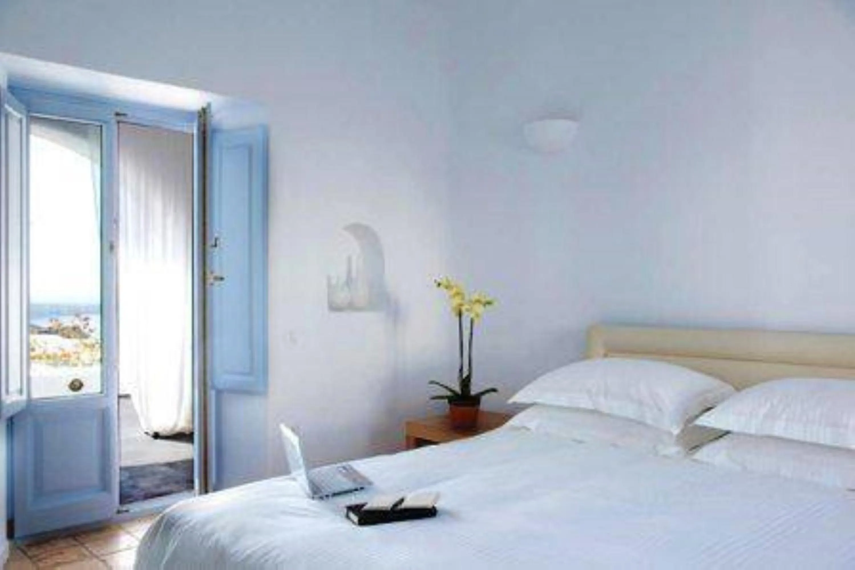 Bed in Aria Suites & Villas