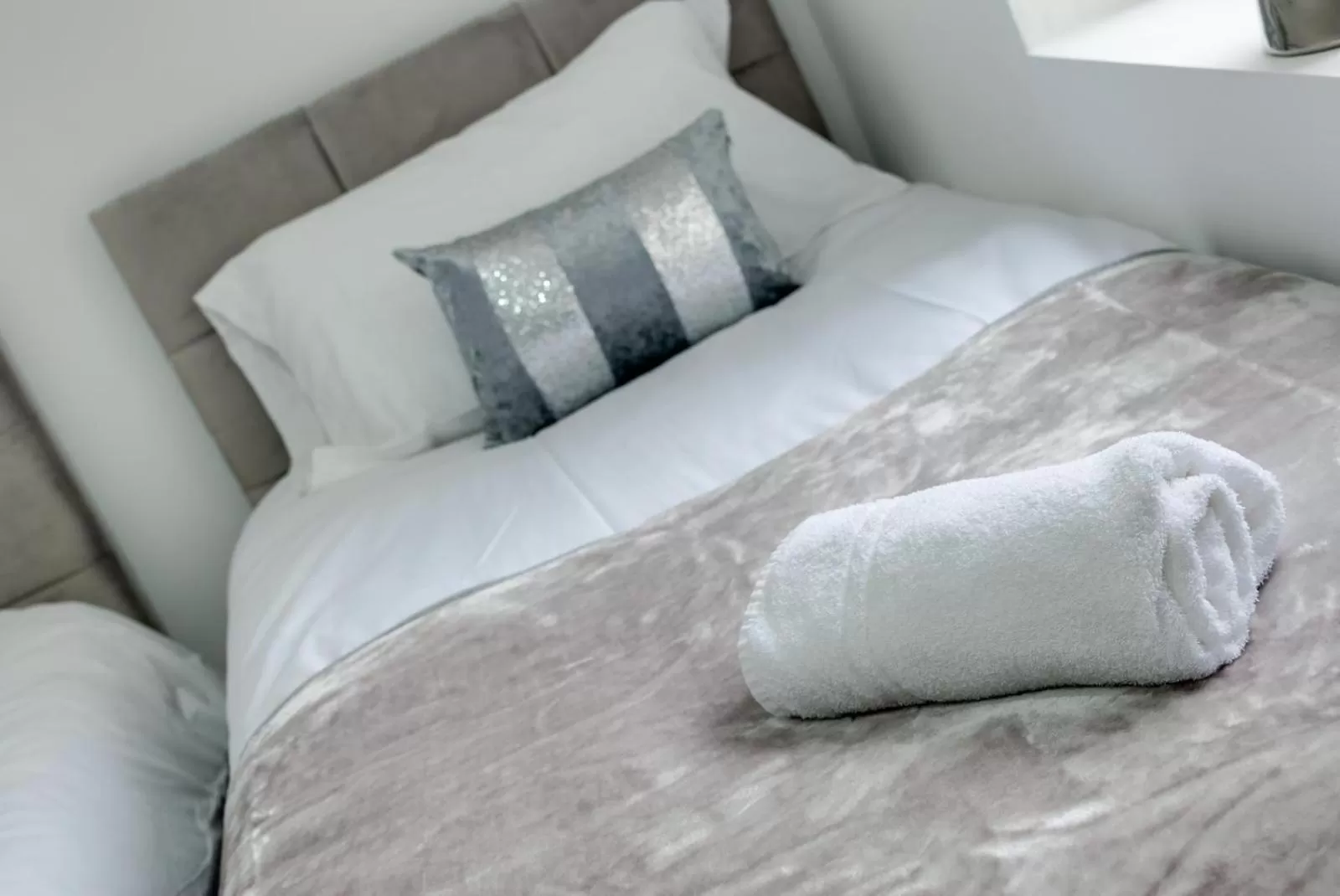 Bed in RST Rodney Street