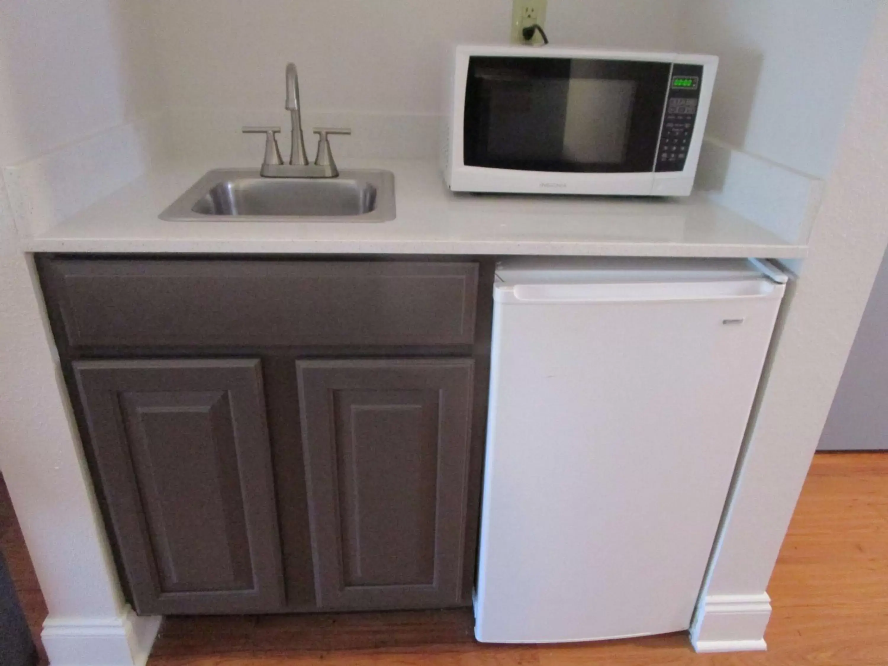 Bedroom, Kitchen/Kitchenette in Best Western Shackleford