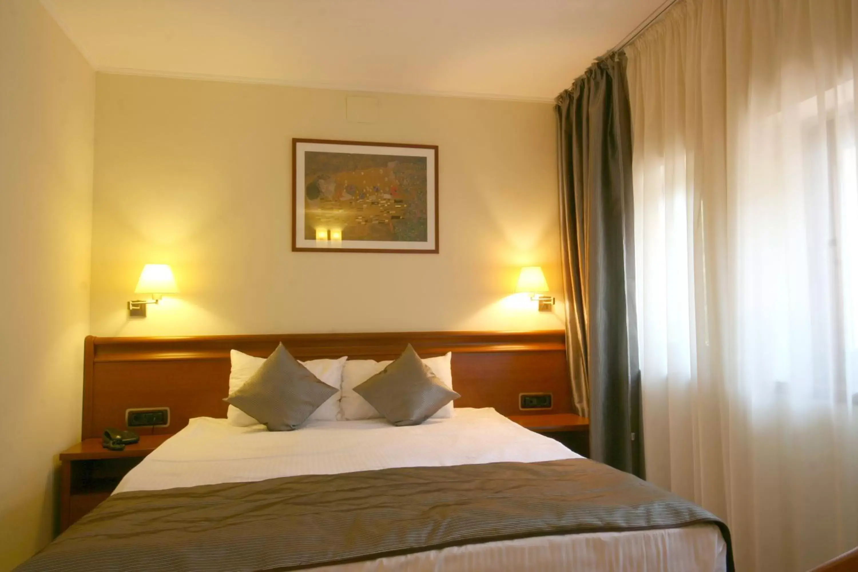 Photo of the whole room, Bed in Savoy Hotel Photo of the whole room, Bed in Savoy Hotel