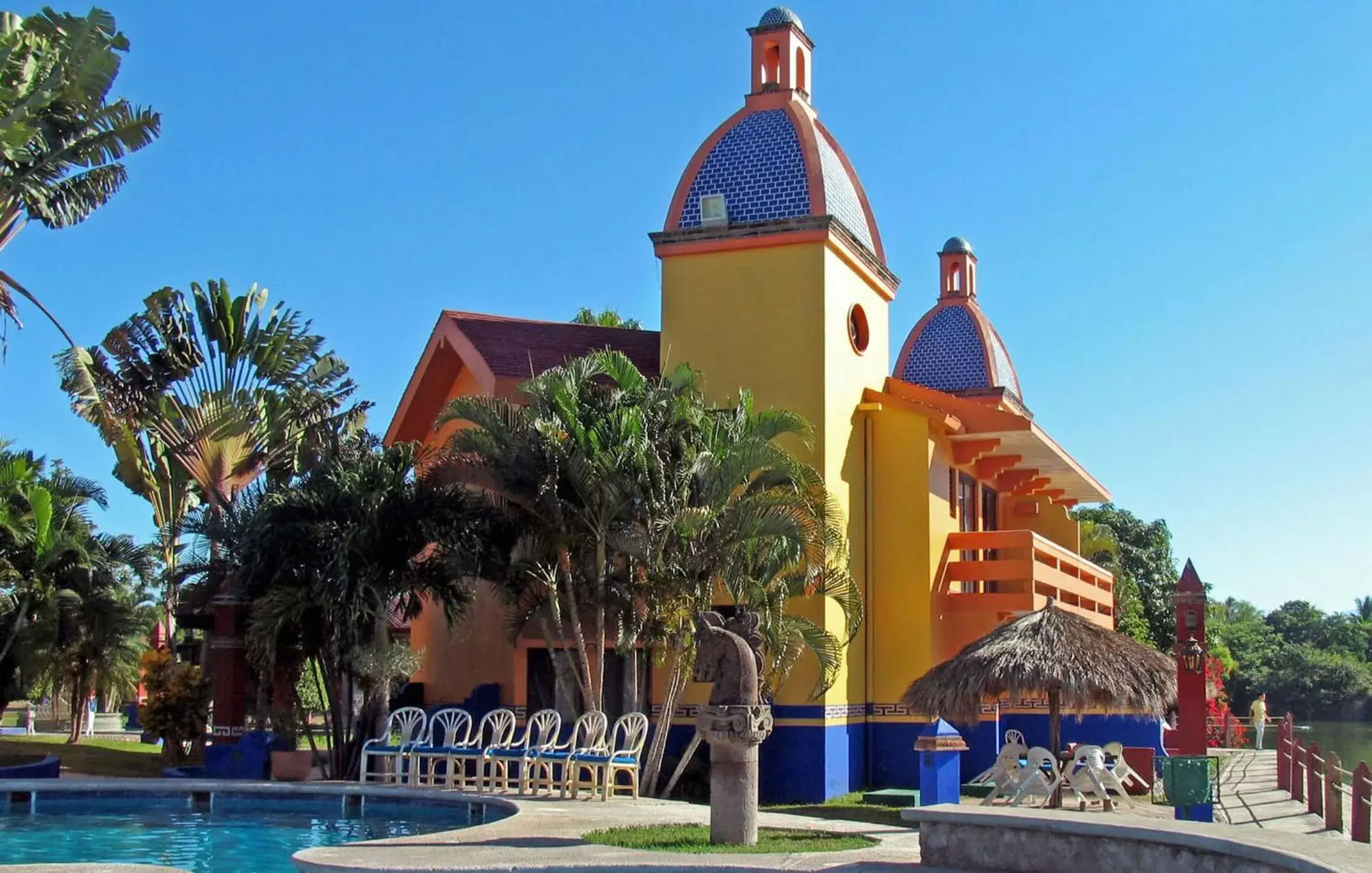 Property Building in Canadian Resort Vallarta