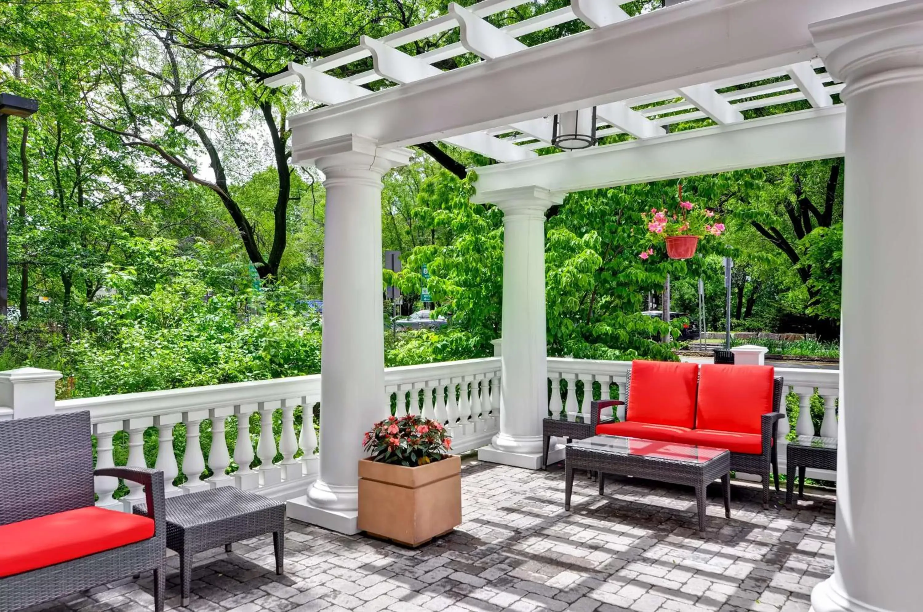Patio in Homewood Suites by Hilton Boston Cambridge-Arlington, MA
