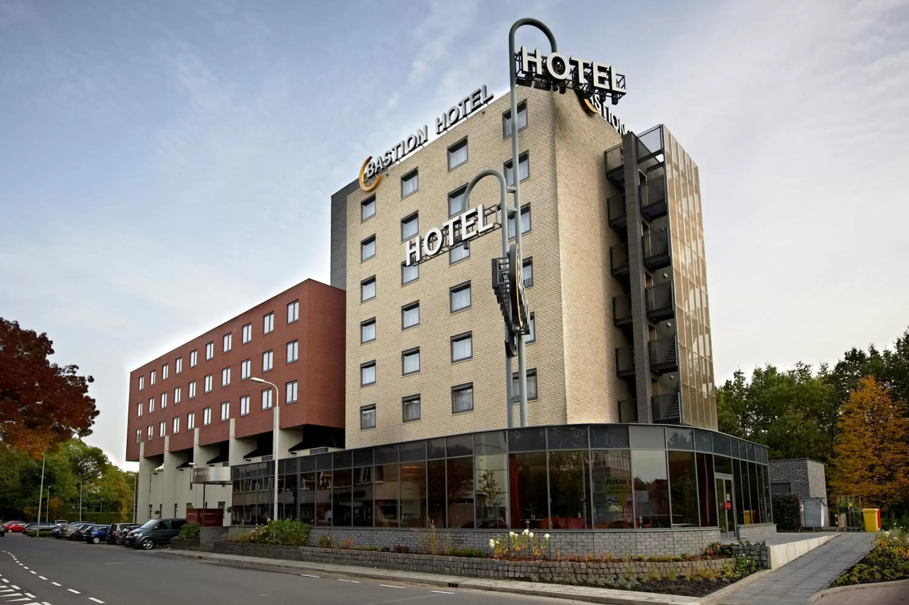 Facade/entrance, Property Building in Bastion Hotel Den Haag Rijswijk