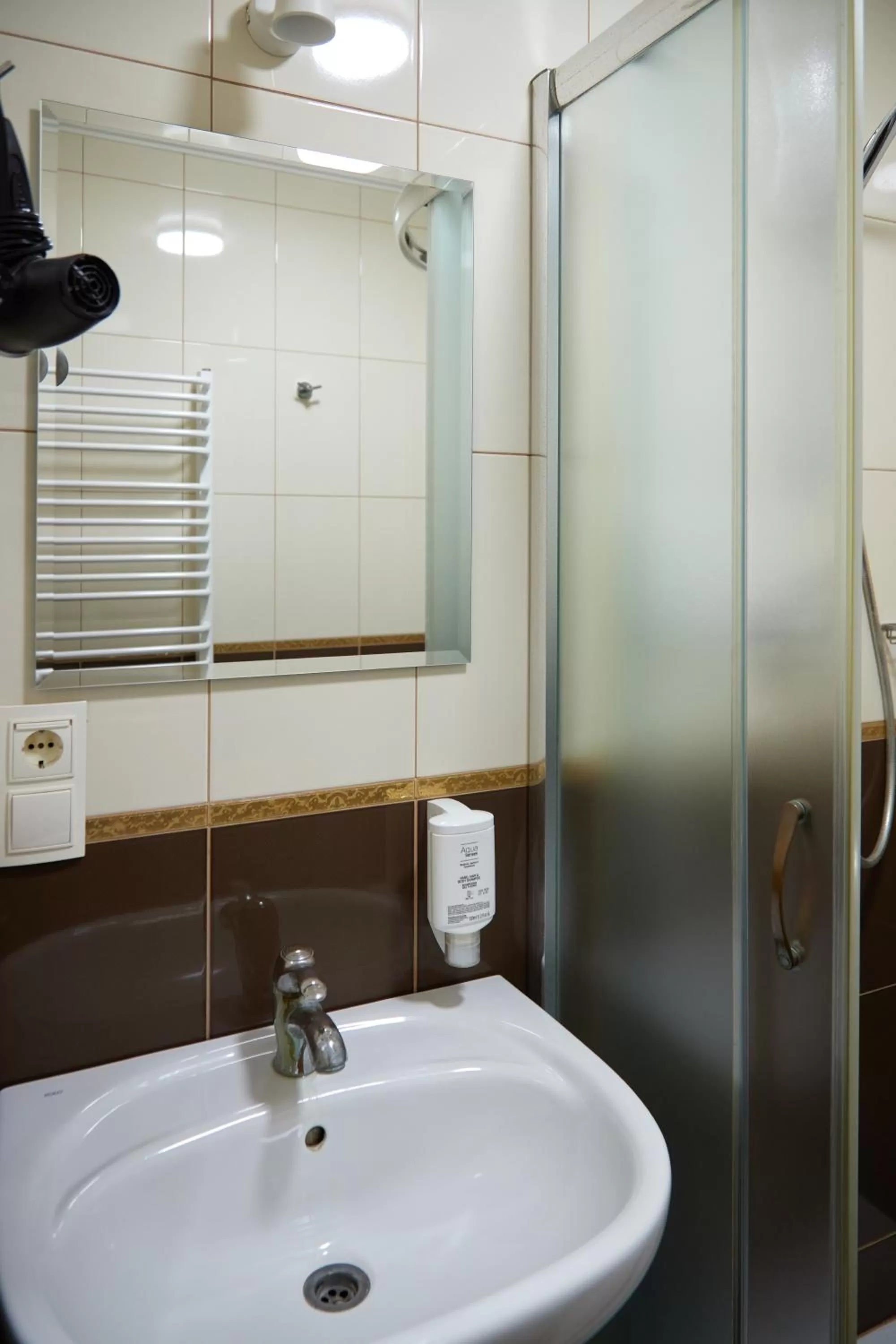 Bathroom in Hotel Korona