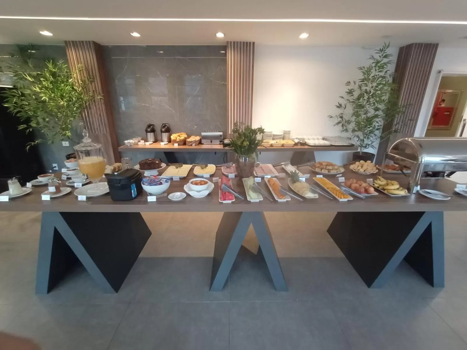 Breakfast in Hotel Global Grupos