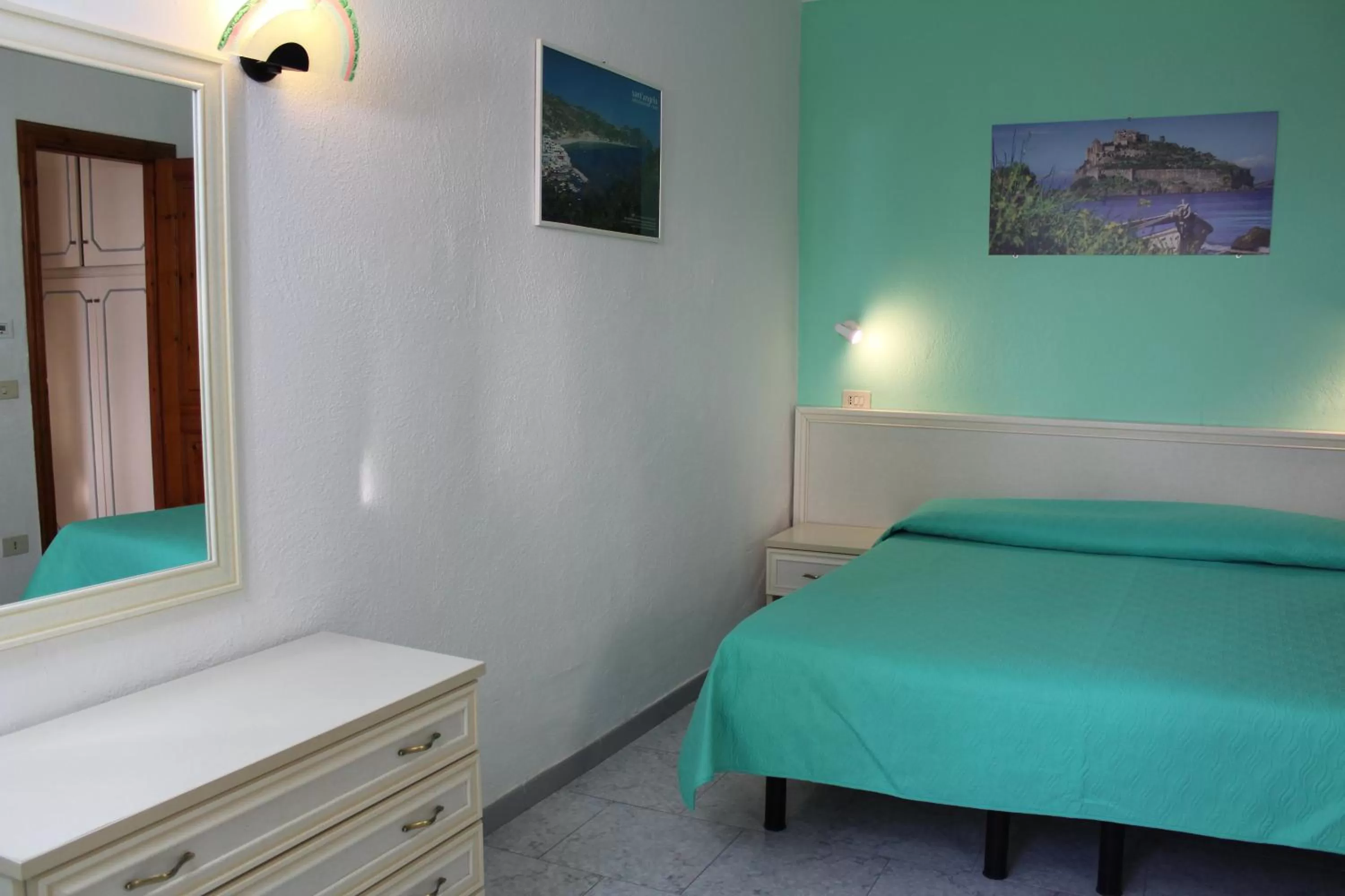 Bed in Aparthotel Villa Marinù