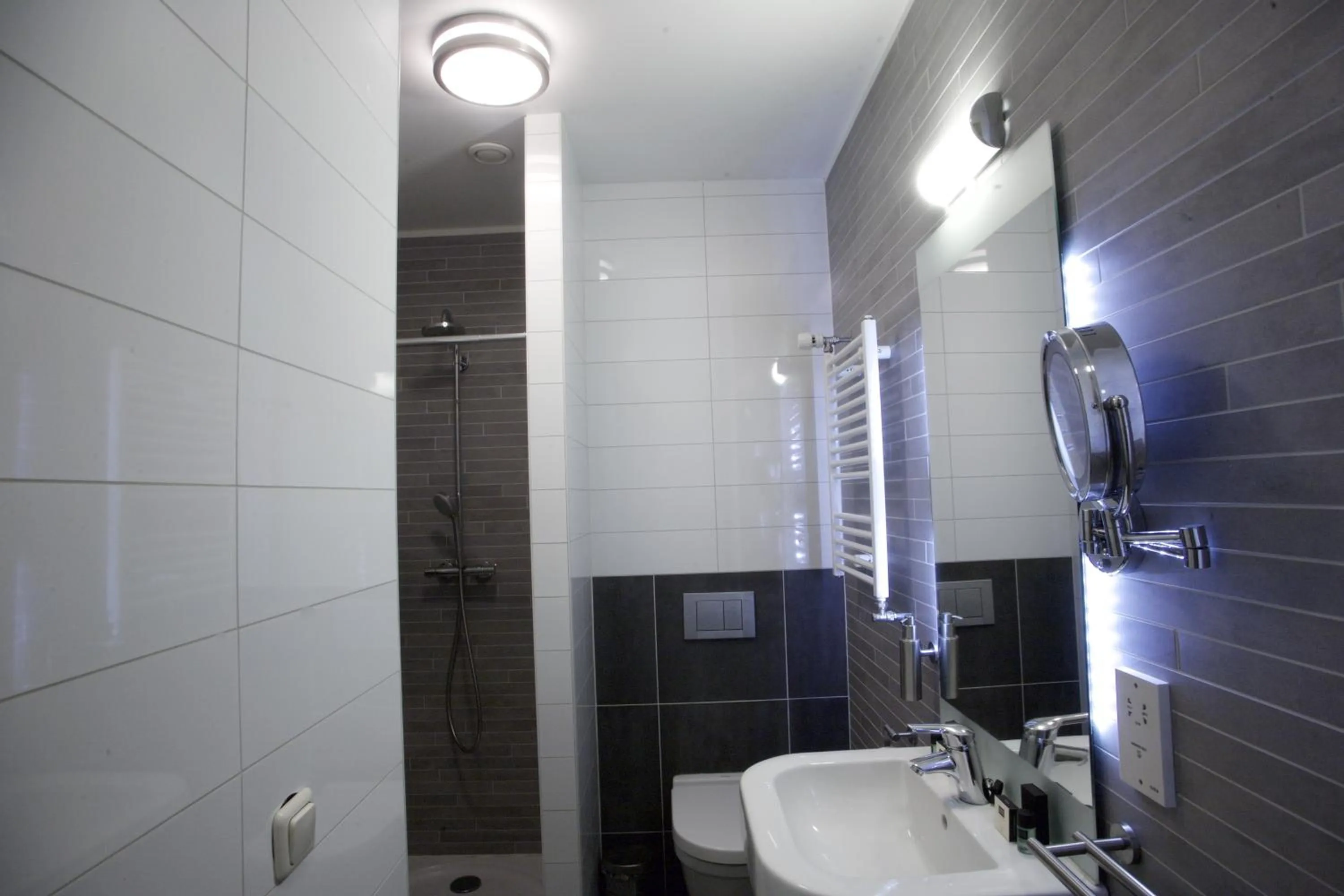 Bathroom in Grand Canal Boutique Hotel