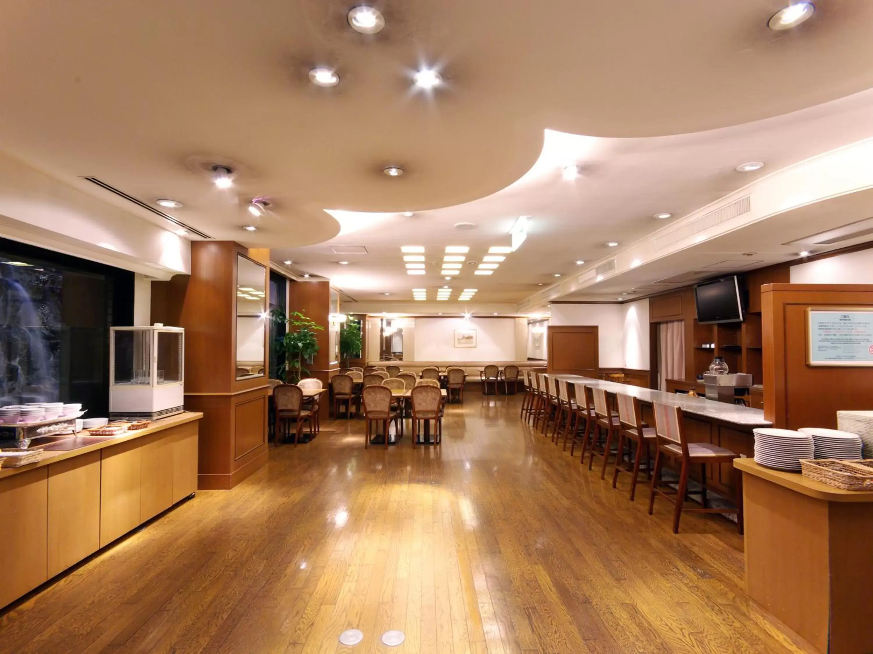 Restaurant/places to eat in Sasebo Washington Hotel