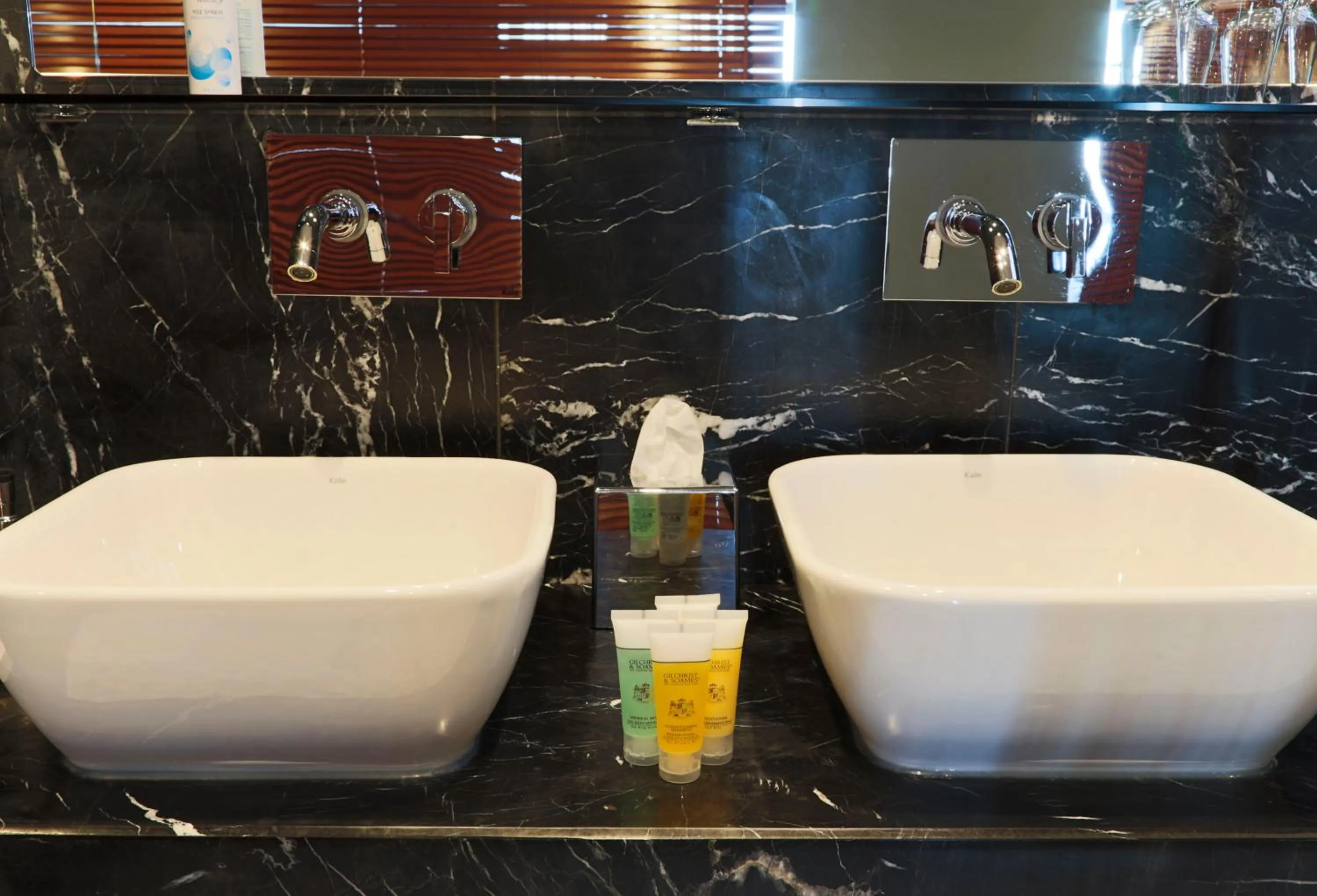 Bathroom in Georges Hotel Galata