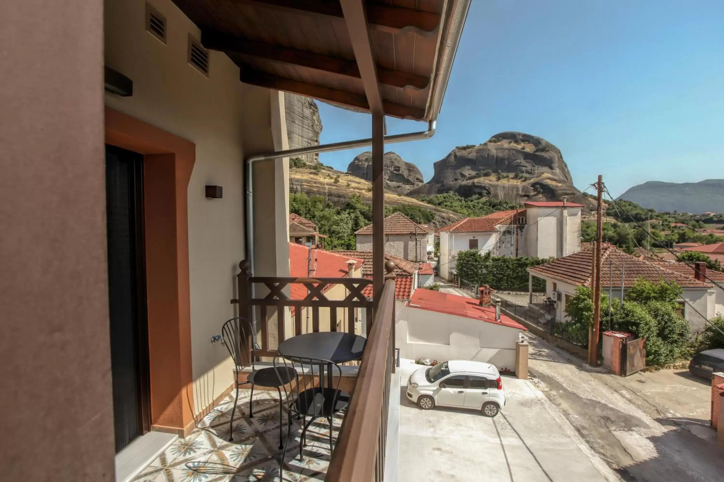 Balcony/Terrace in Meteora Heaven and Earth Kastraki premium suites