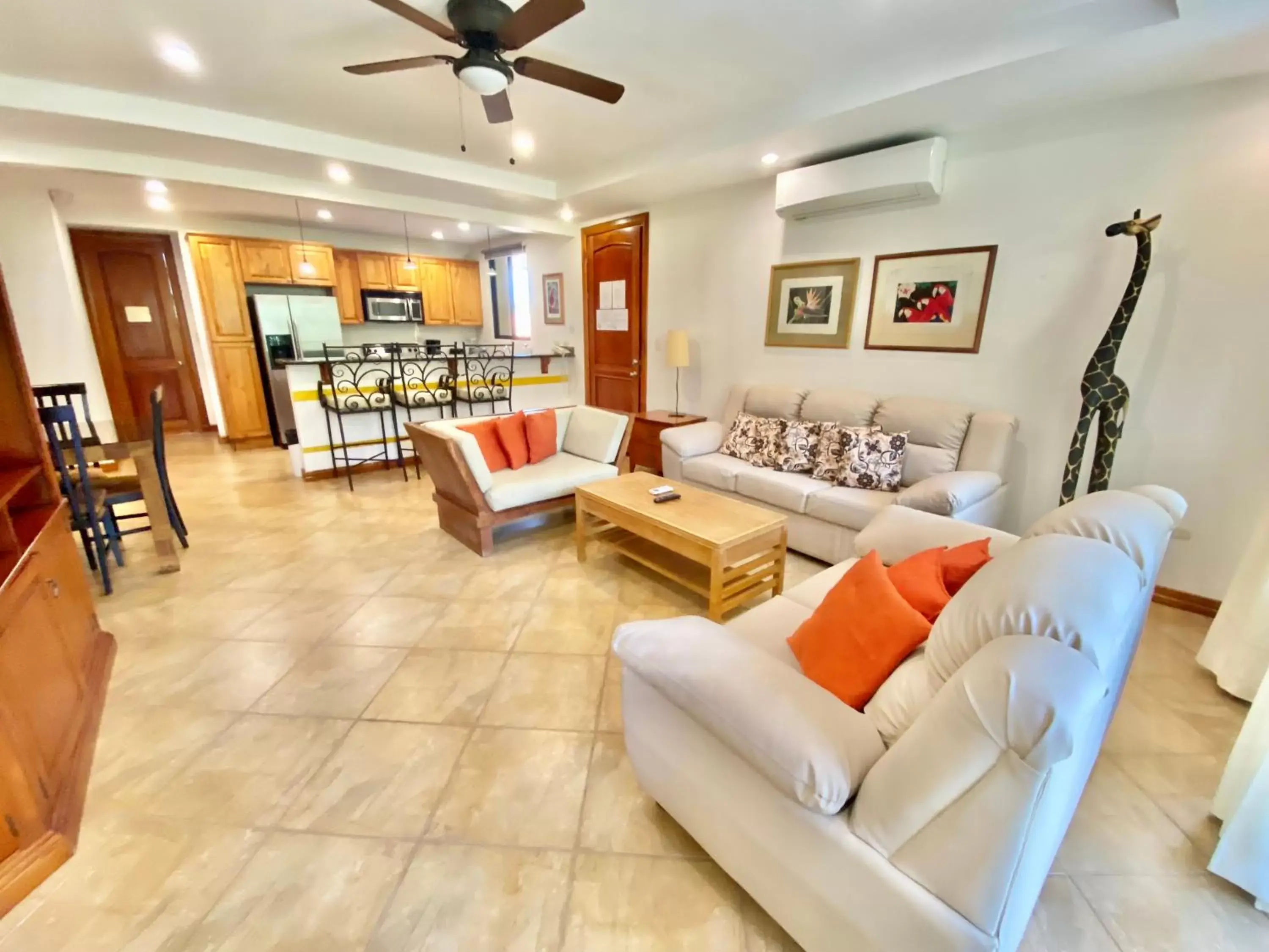 Living room, Seating Area in Monte Carlo Luxury Condominiums