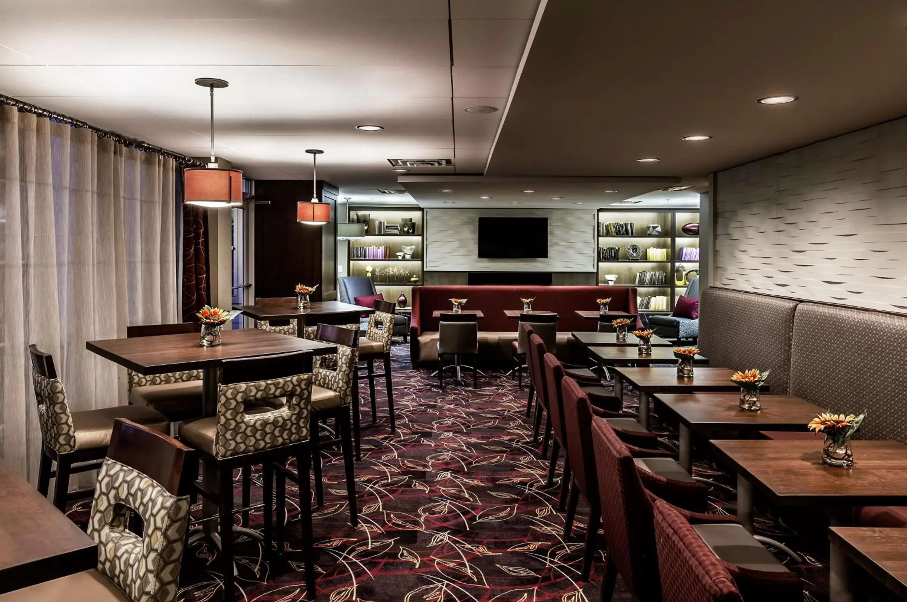 Property building, Restaurant/Places to Eat in Homewood Suites by Hilton Buffalo/Airport