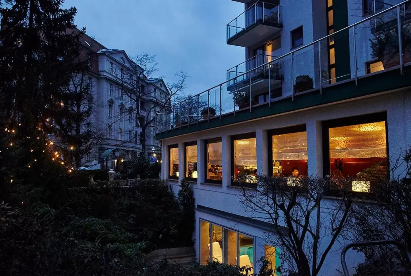 Facade/entrance, Property Building in Hotel Villa Kastania