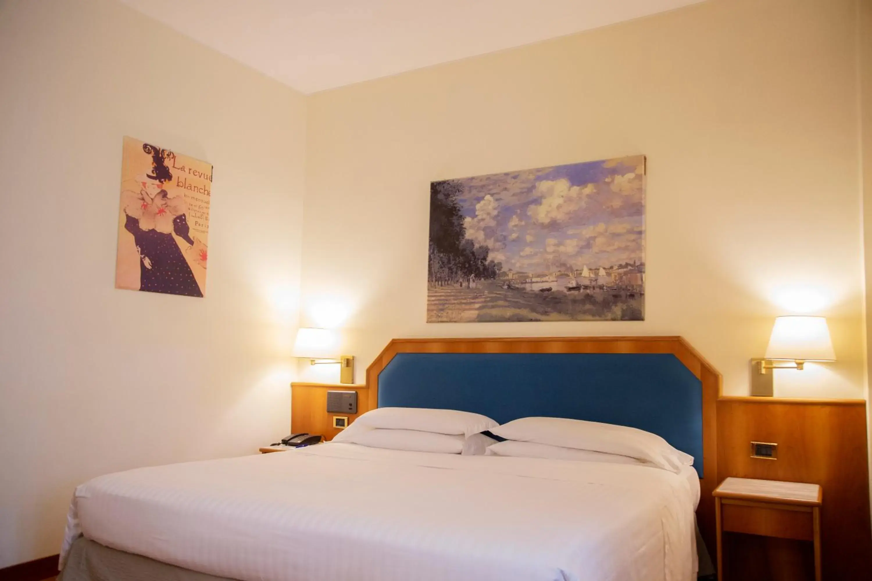 Bedroom, Bed in iH Hotels Milano Eur - Trezzano sul Naviglio