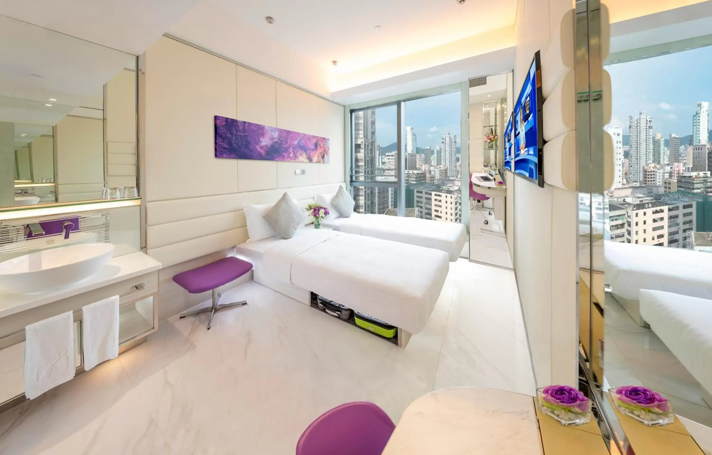 Bed, Bathroom in iclub Mong Kok Hotel