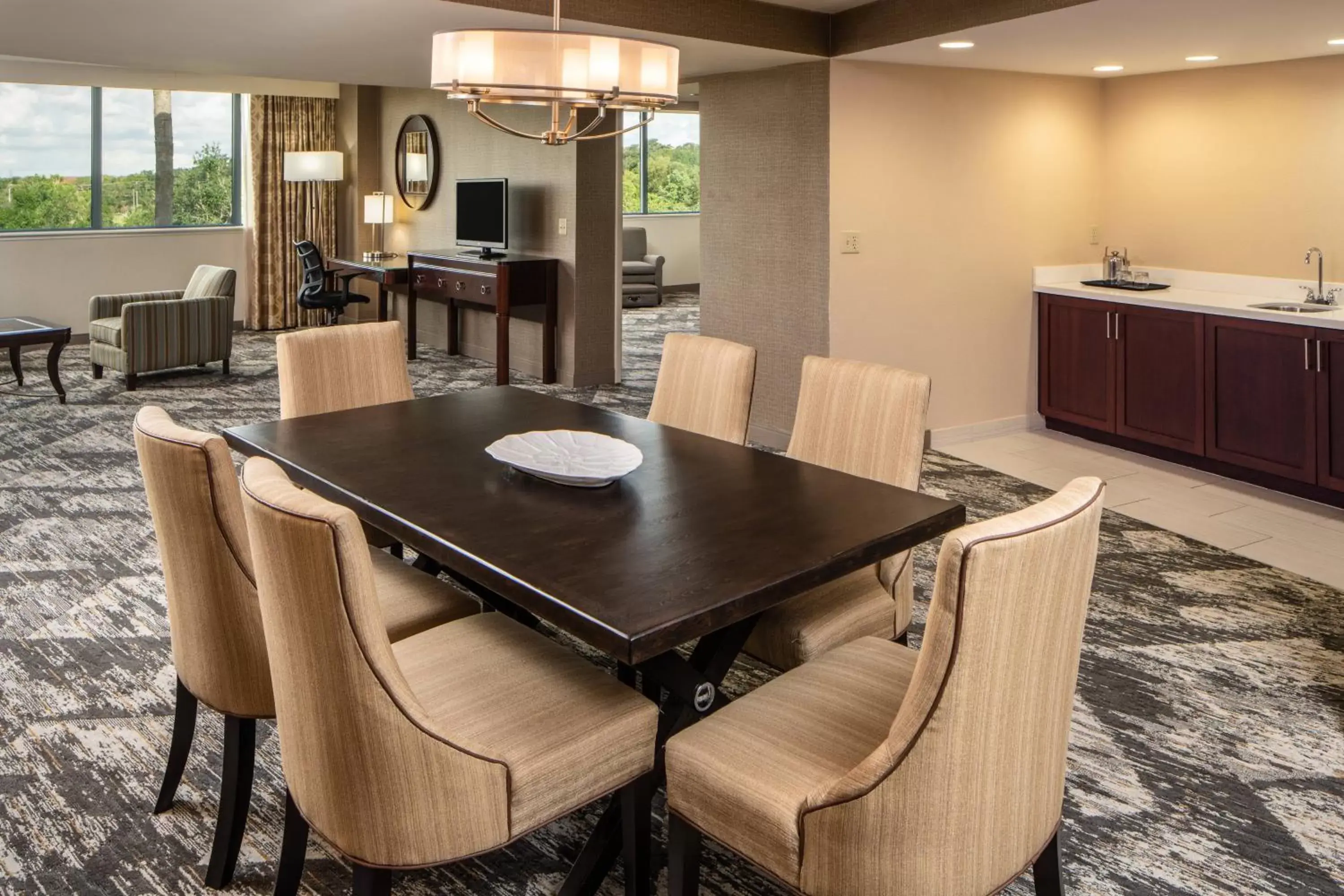 Photo of the whole room, Dining Area in Sheraton Tampa Brandon Hotel