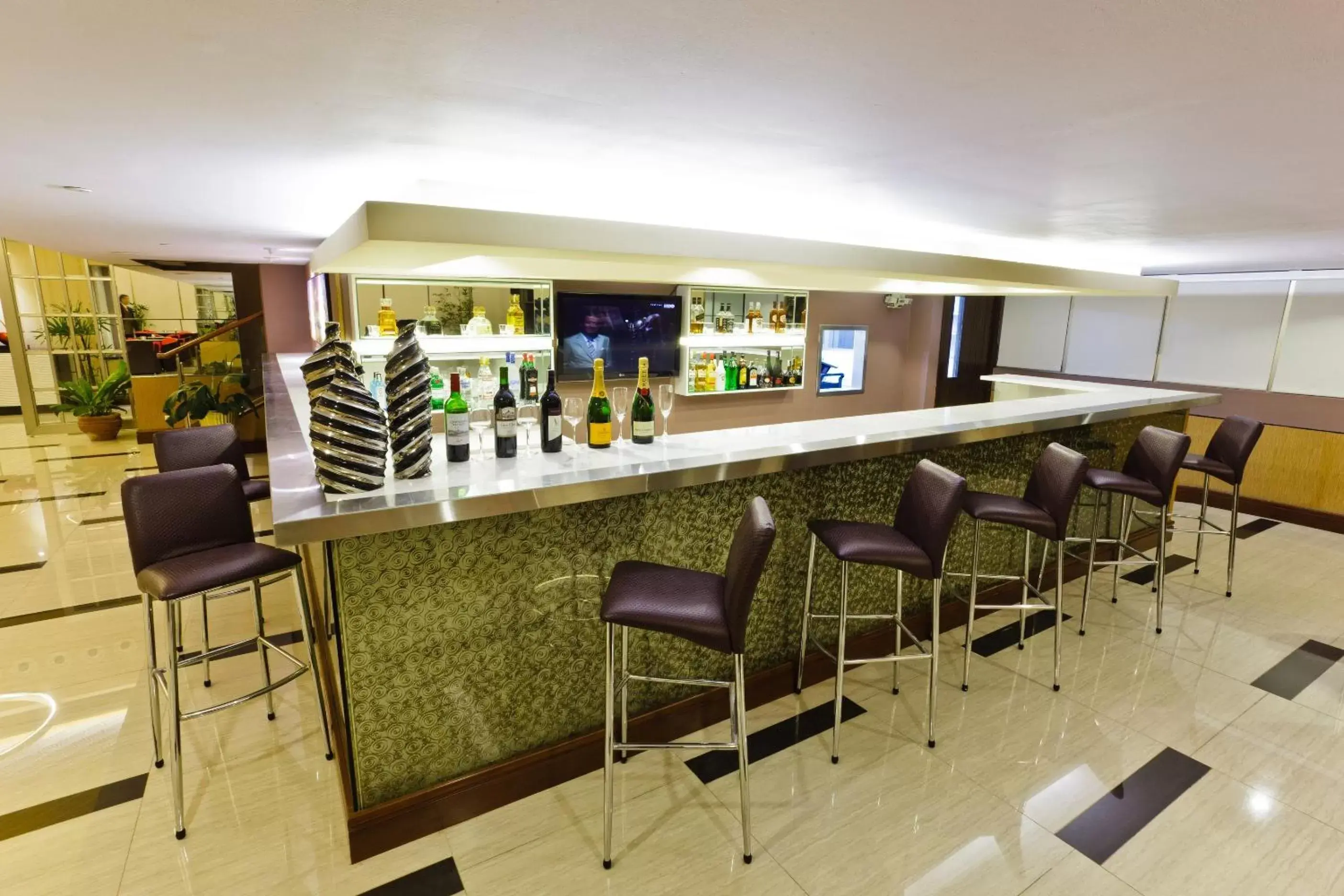 Lounge or bar, Lounge/Bar in Ramada by Wyndham Manila Central