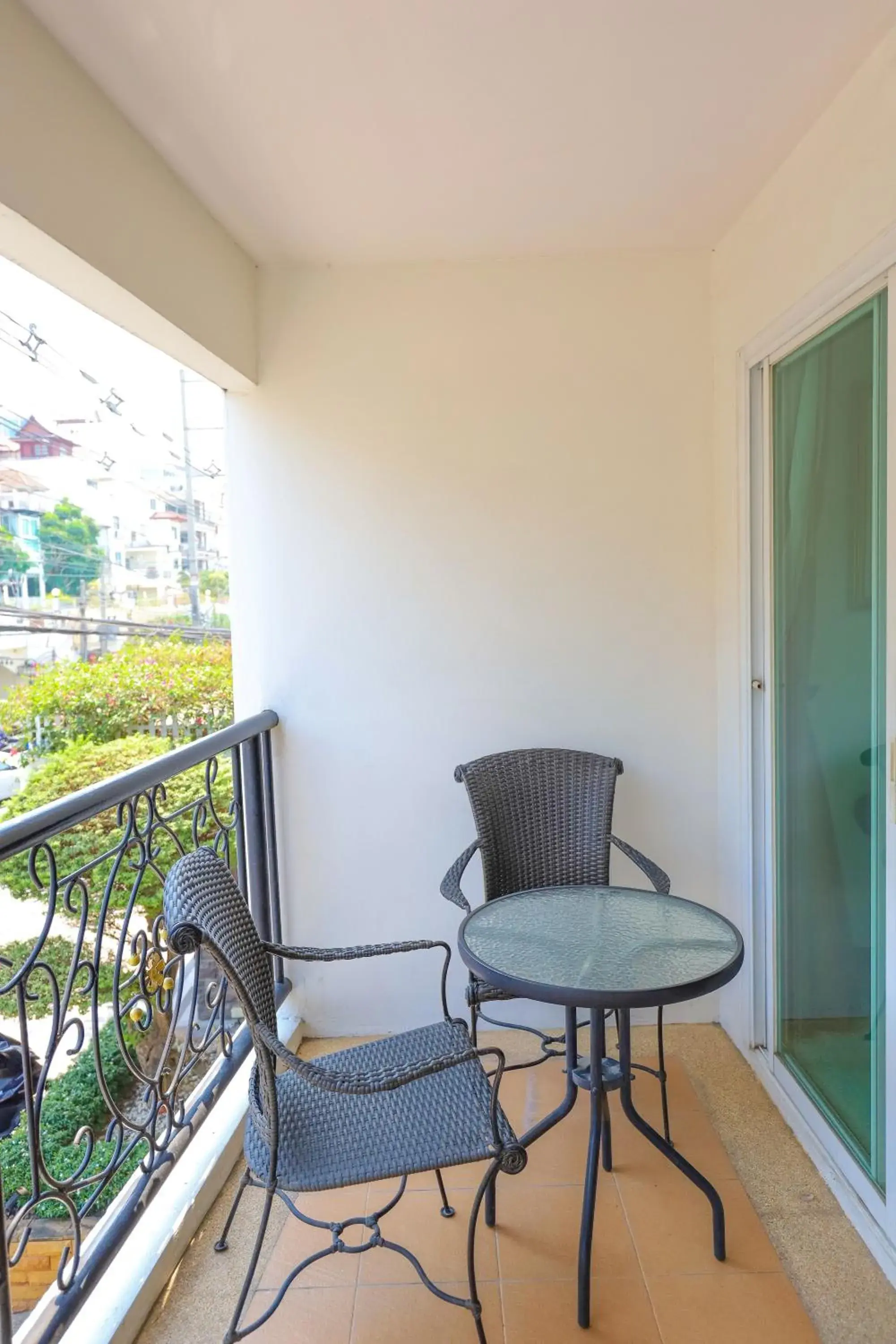 Patio, Balcony/Terrace in Tara Court Hotel