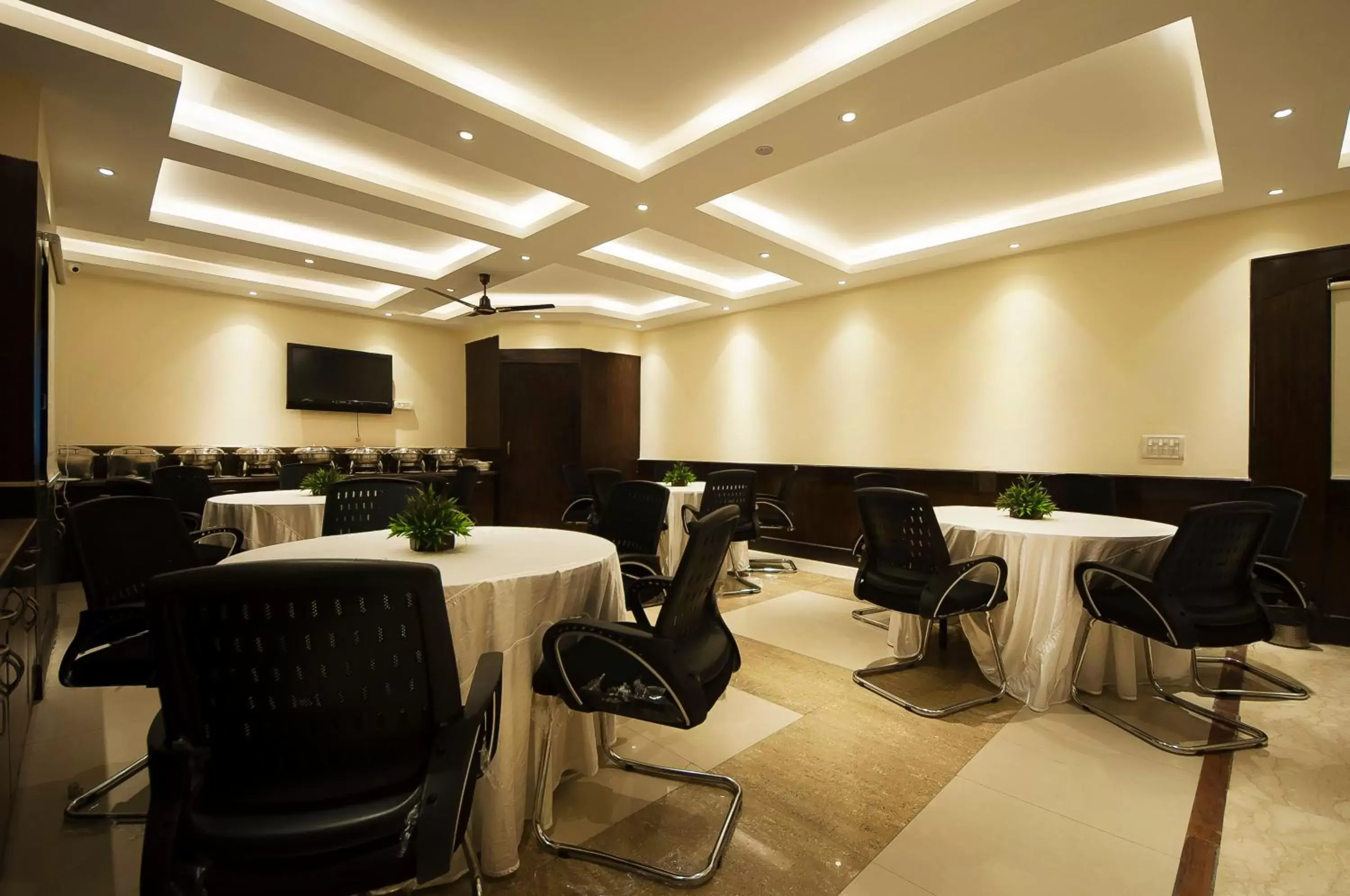 Banquet/Function facilities in The Oakland Plaza by Orion Hotels