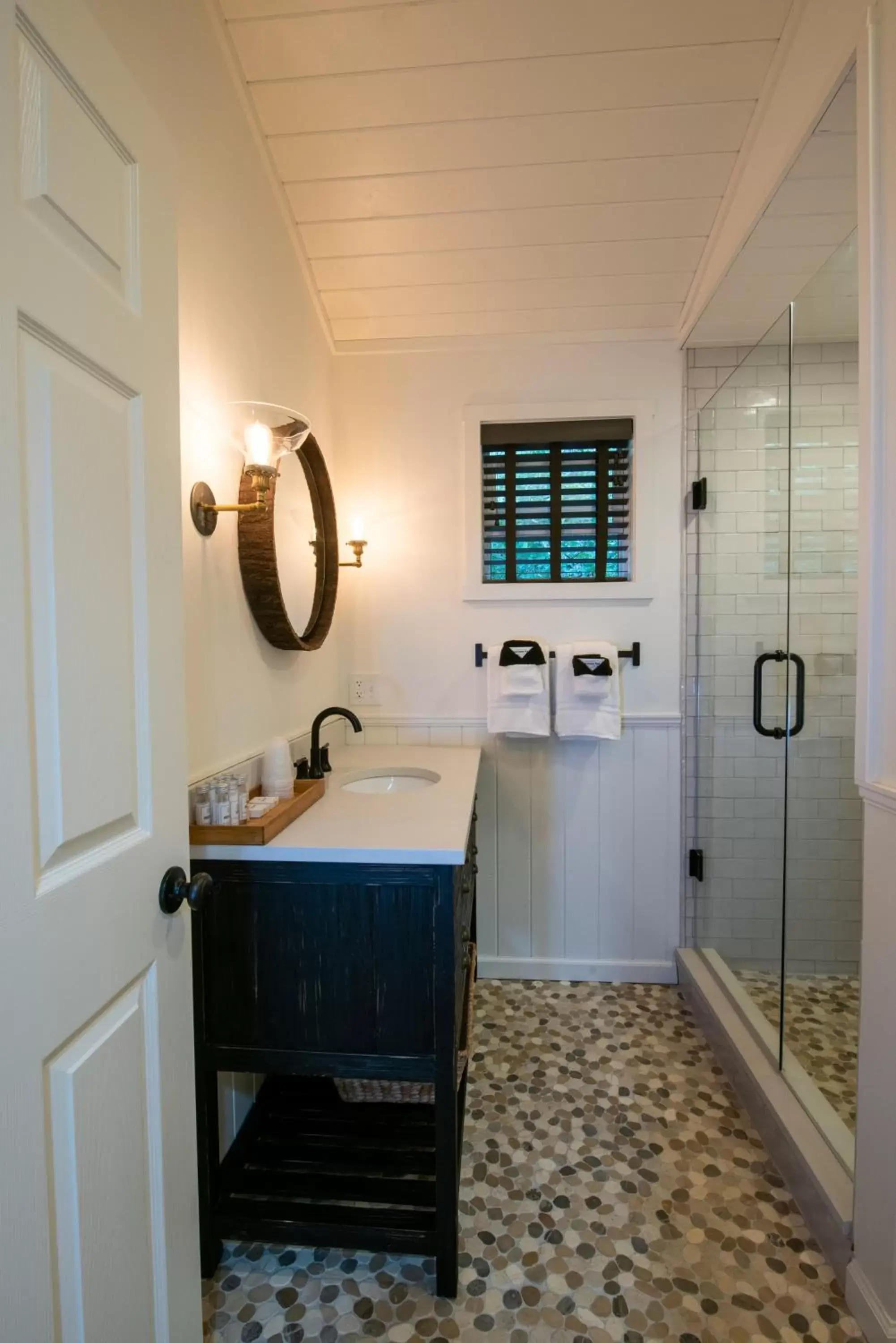 Kitchen/Kitchenette in Dahlonega Resort and Vineyard