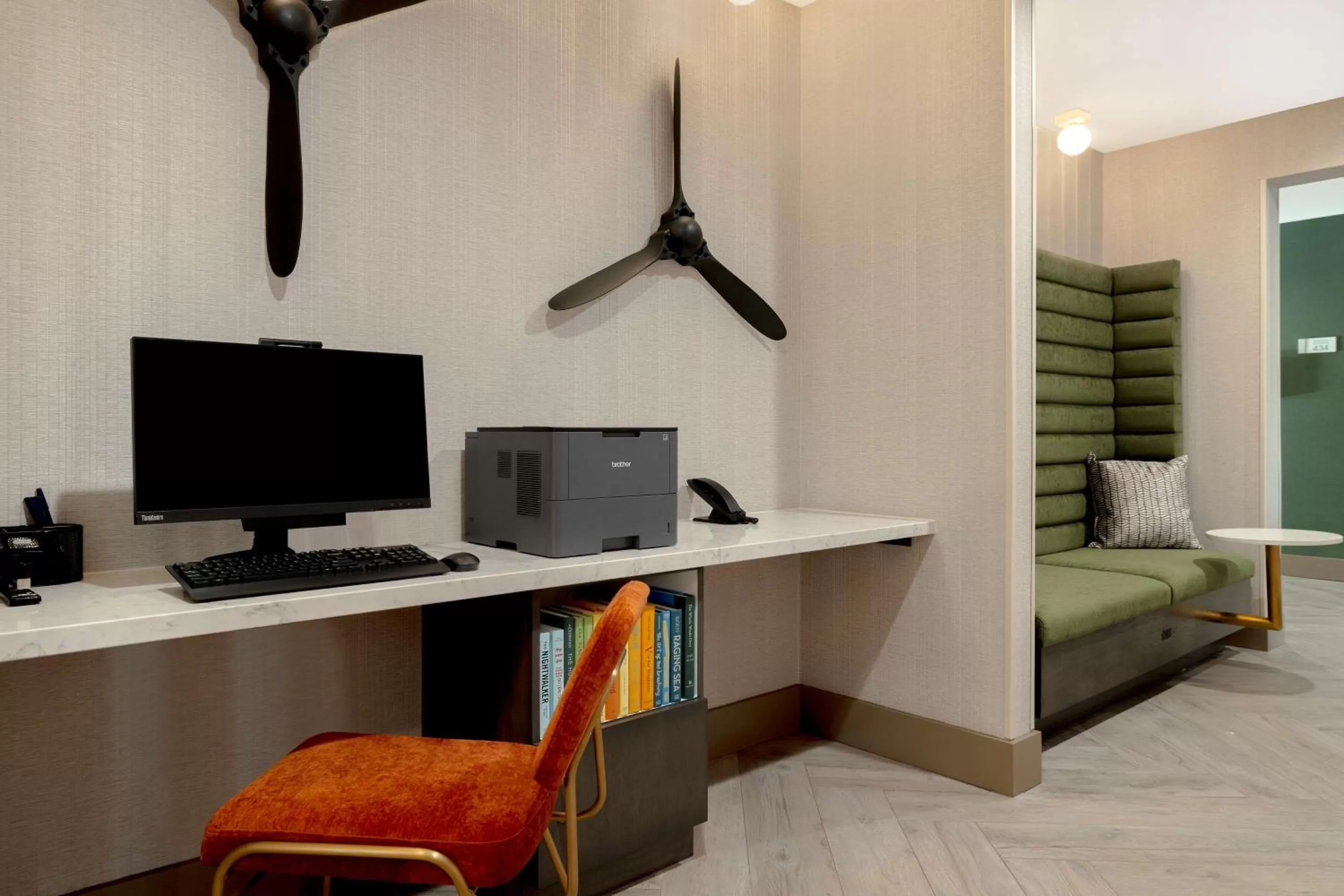 Business facilities in Doubletree By Hilton Palmdale, Ca