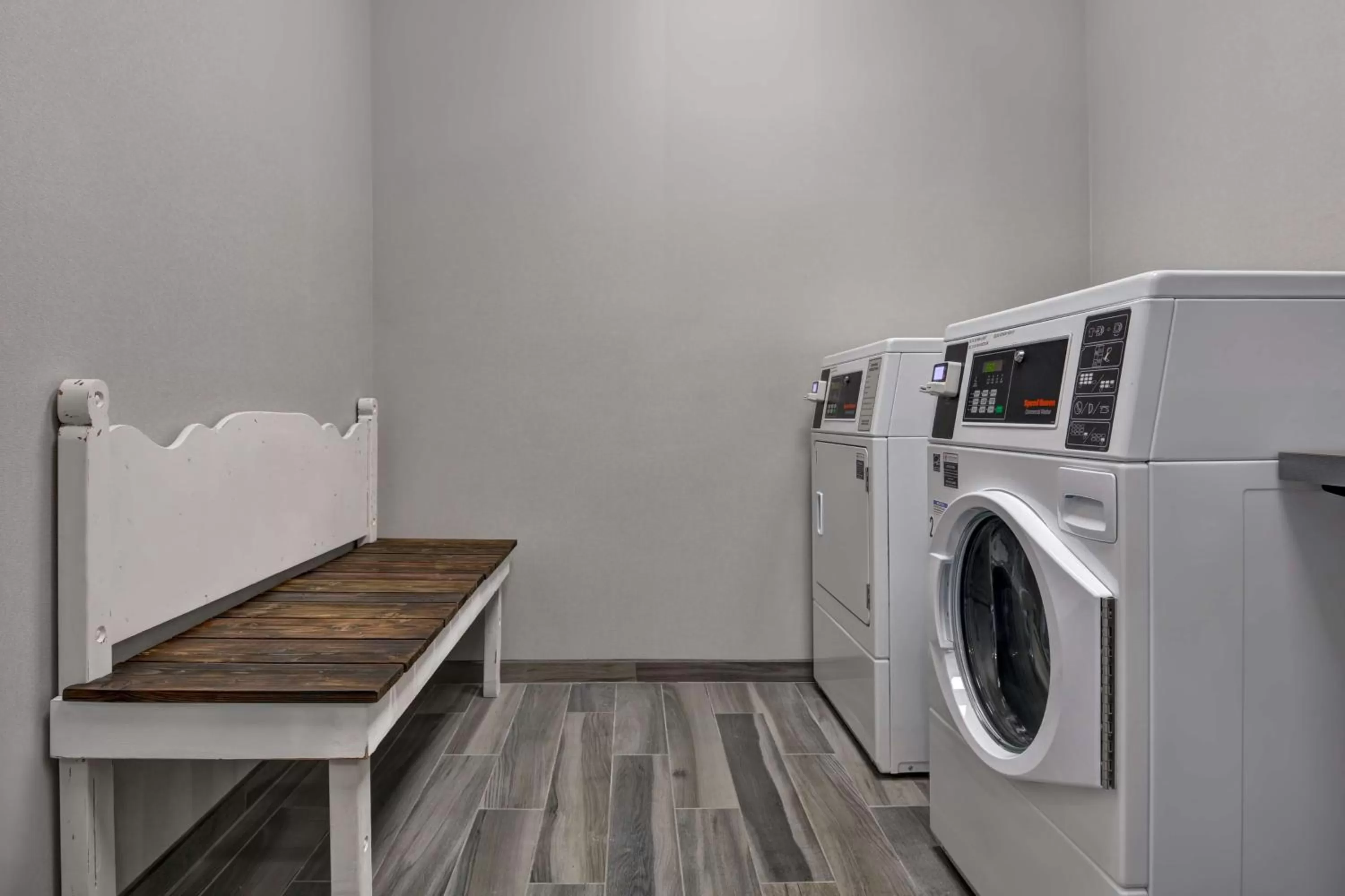 Property building in Hampton Inn & Suites Tampa Riverview Brandon